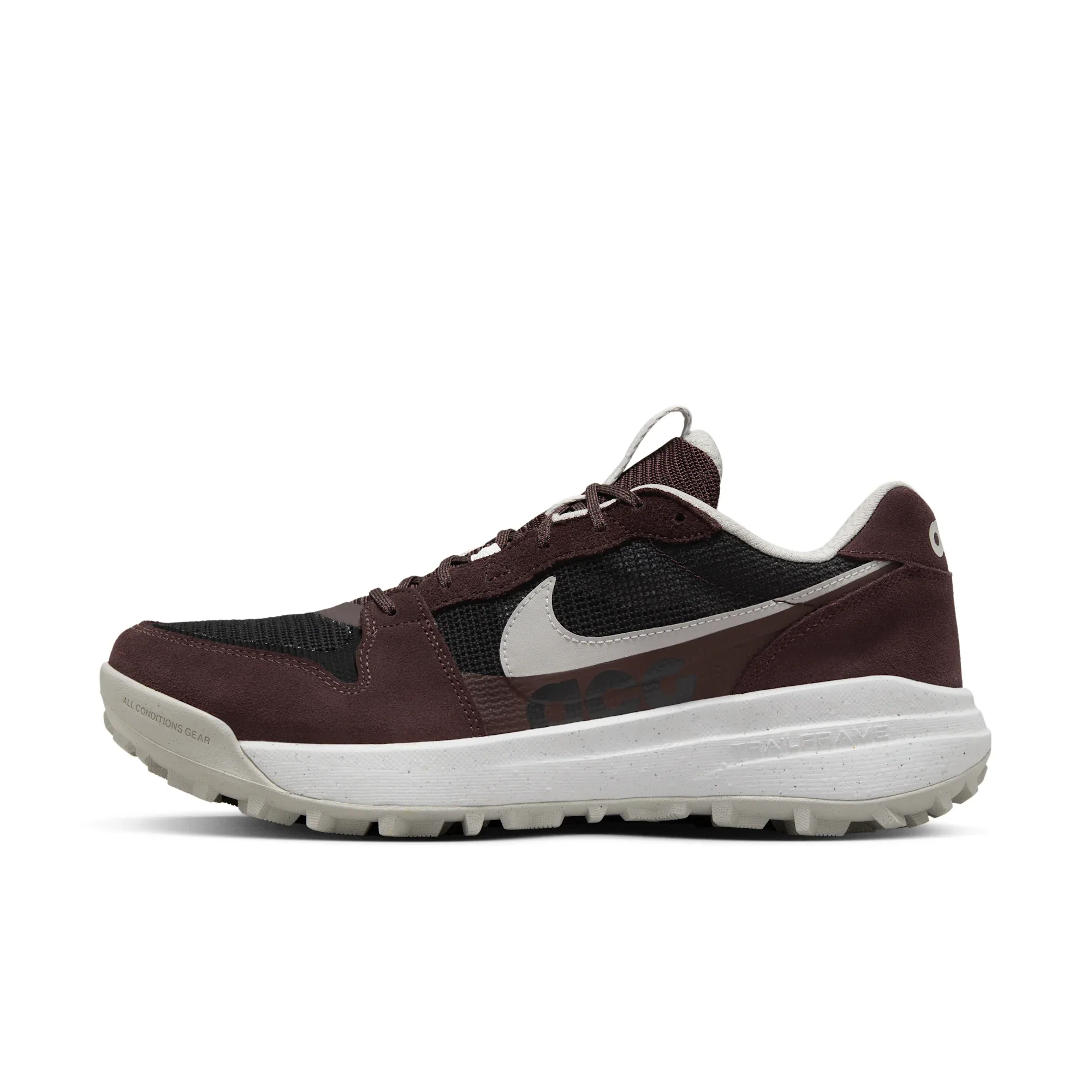 Nike ACG Lowcate
