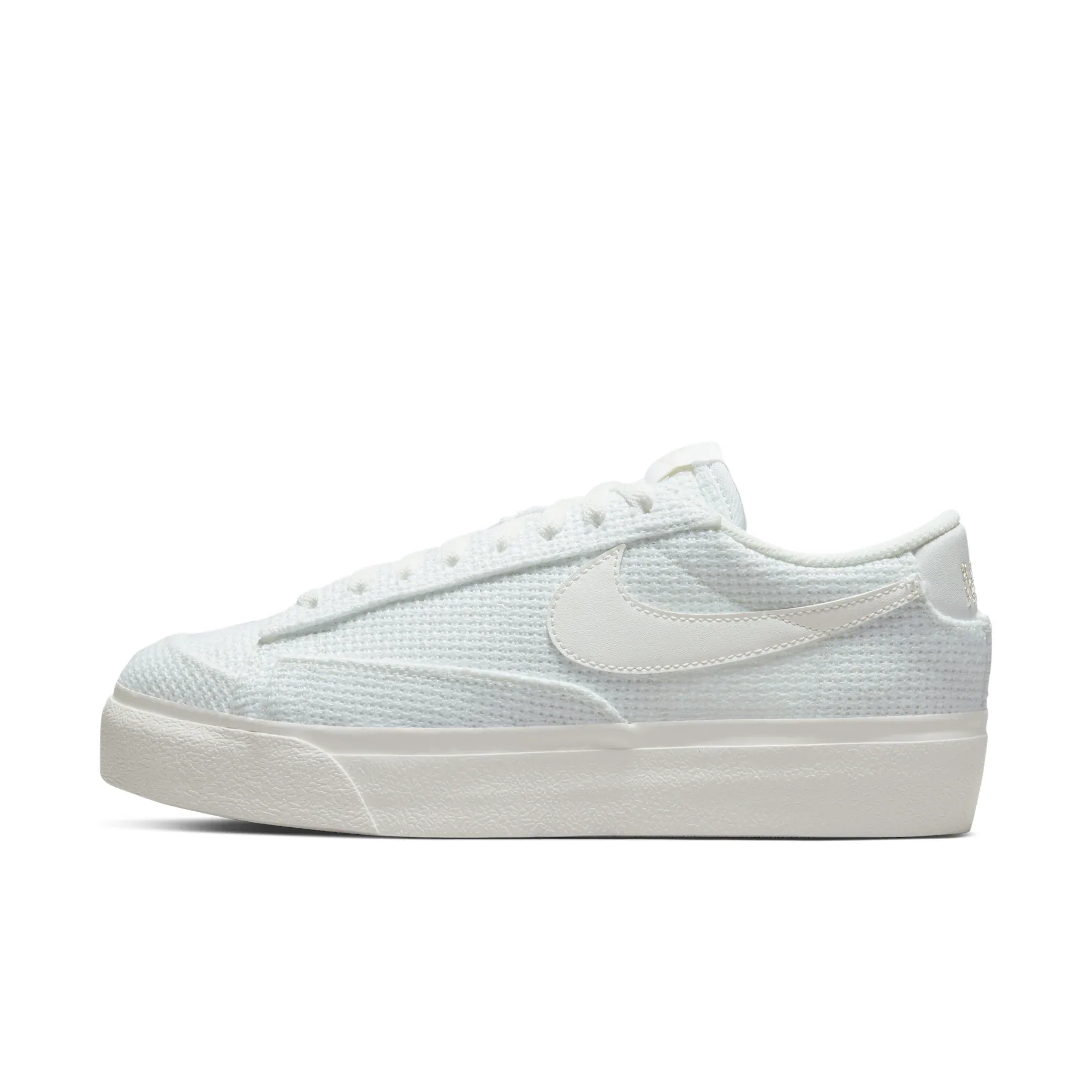 Nike Blazer Low Platform