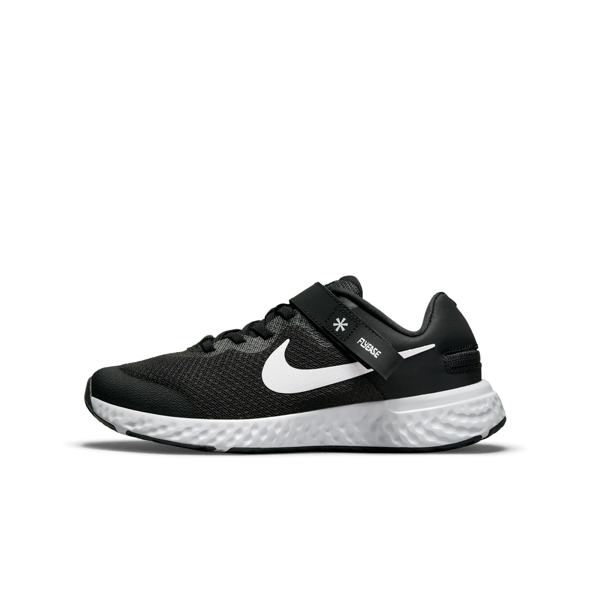 Nike Revolution 6 FlyEase 4E