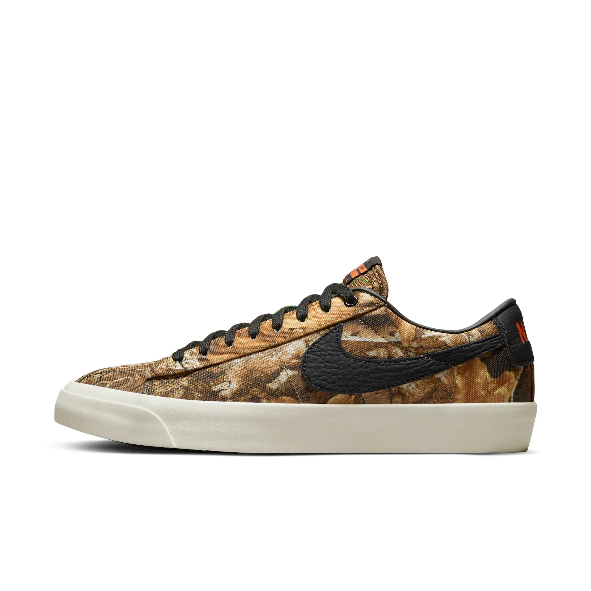 Nike SB Blazer Low Pro GT Premium