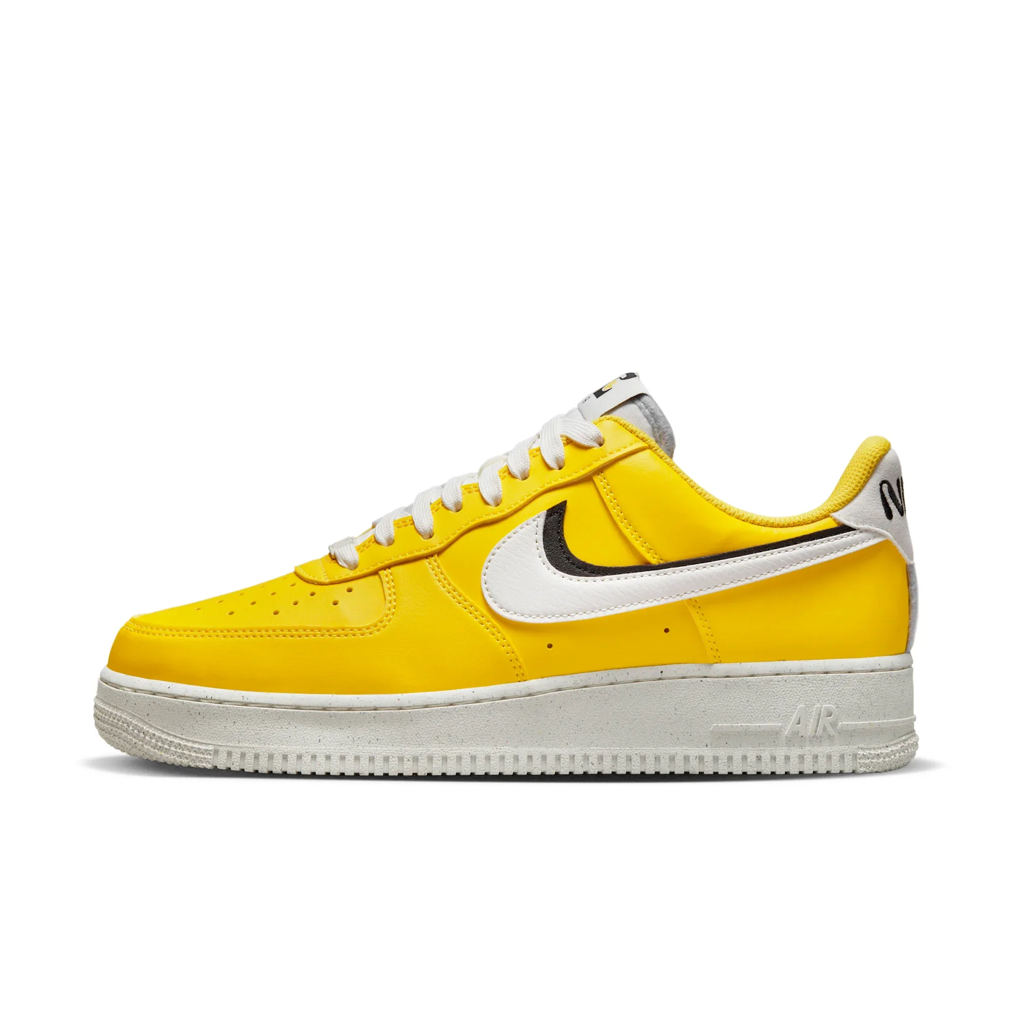 Nike Air Force 1 '07 LV8
