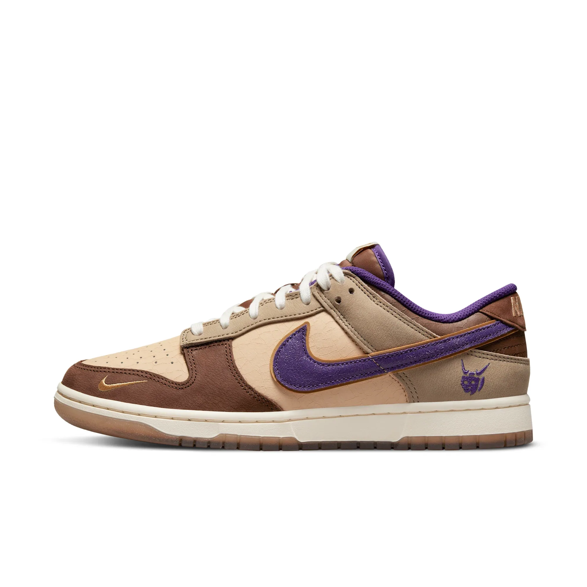 Nike Dunk Low Premium