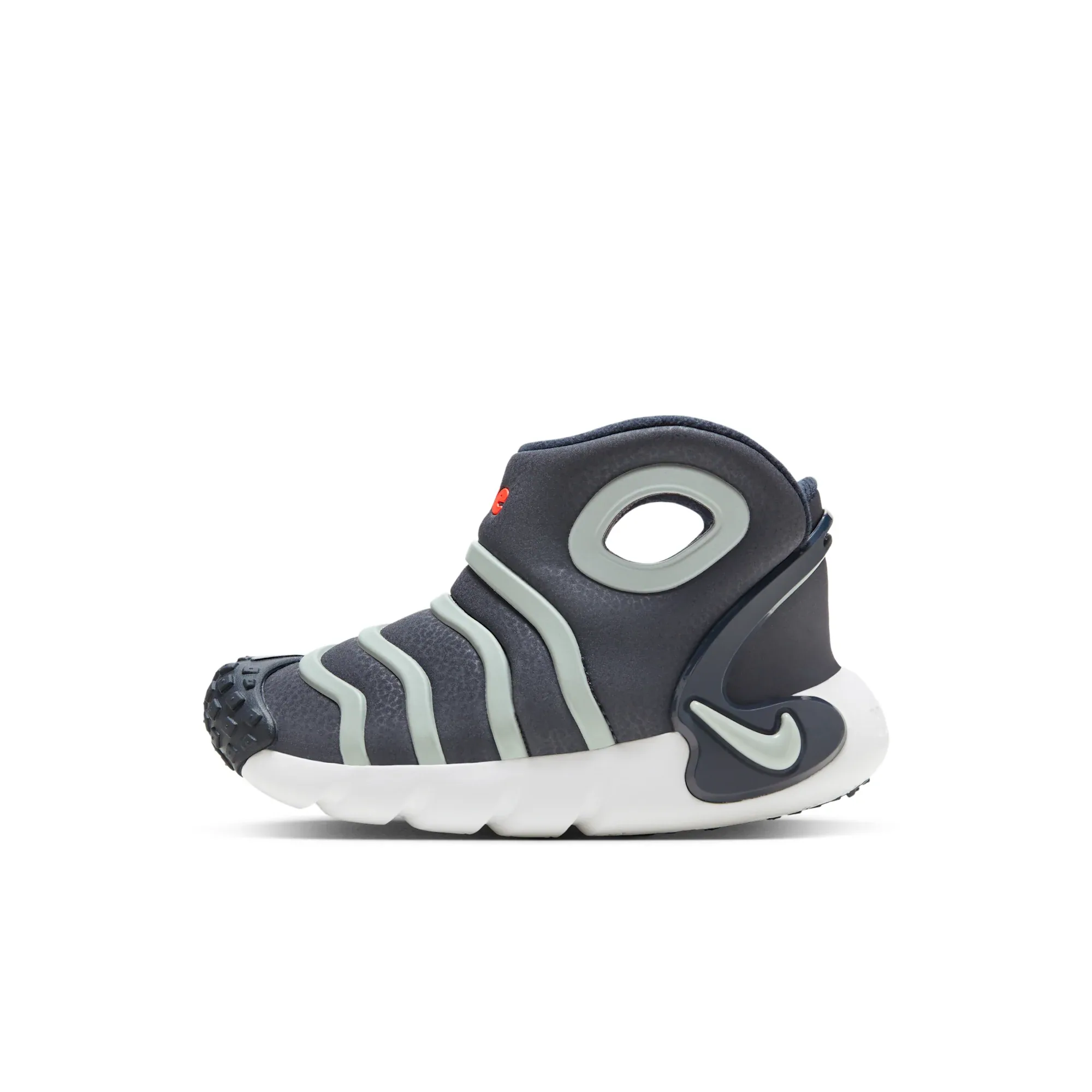 Nike Dynamo GO