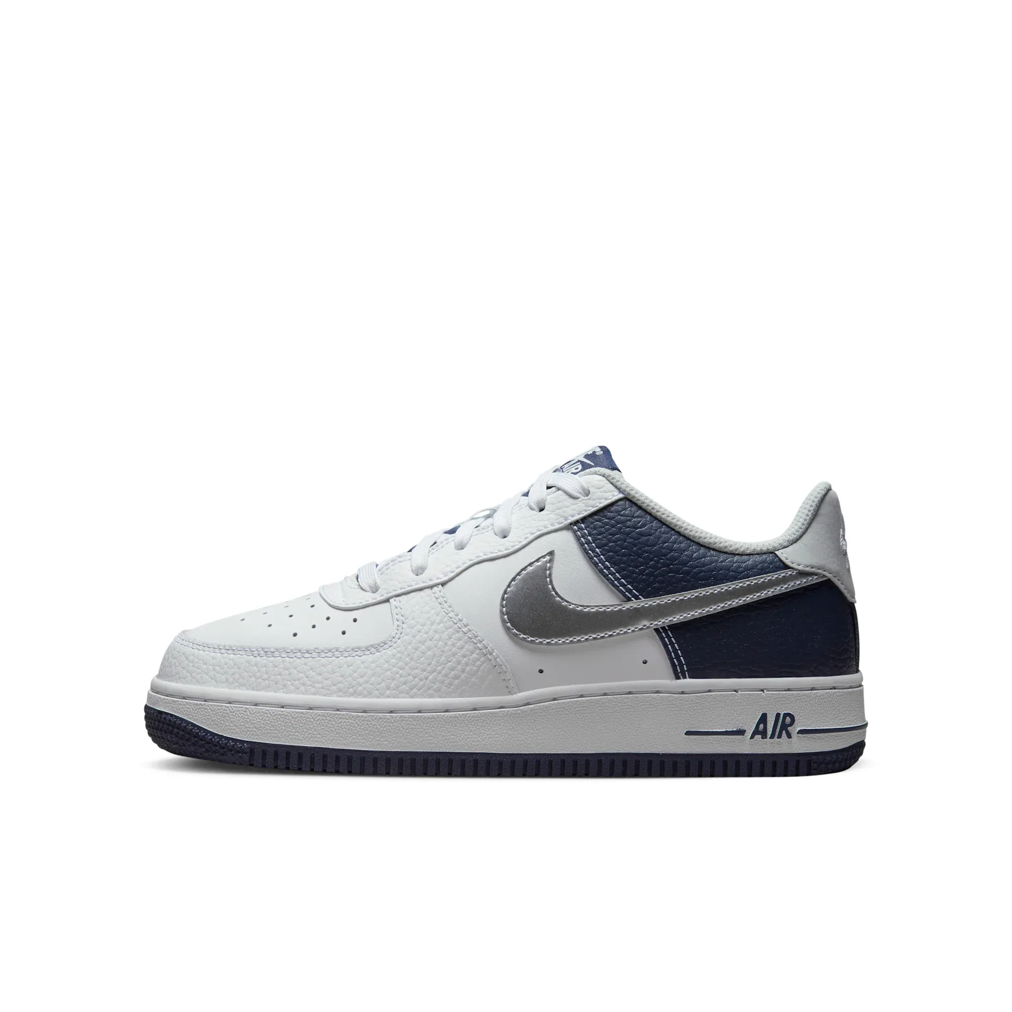 Nike Air Force 1 LV8