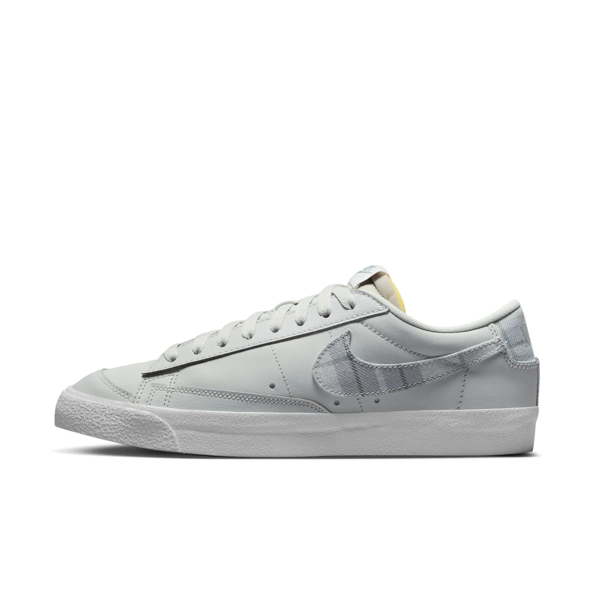 Nike Blazer Low '77 Premium