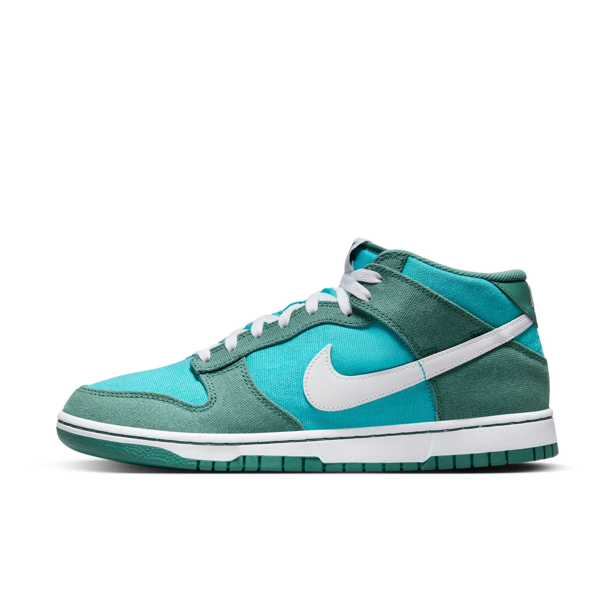 Nike Dunk Mid