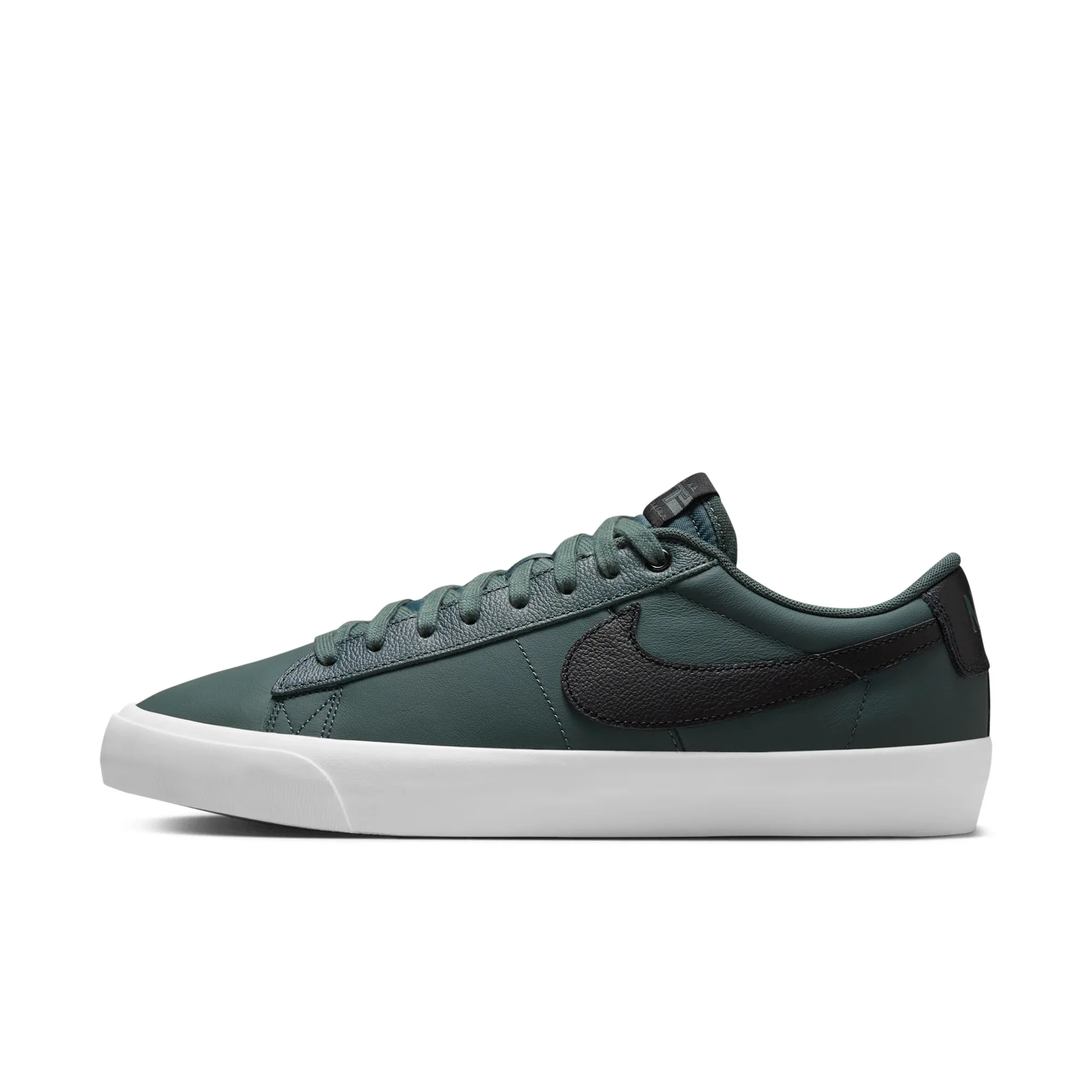 Nike SB Blazer Low Pro GT