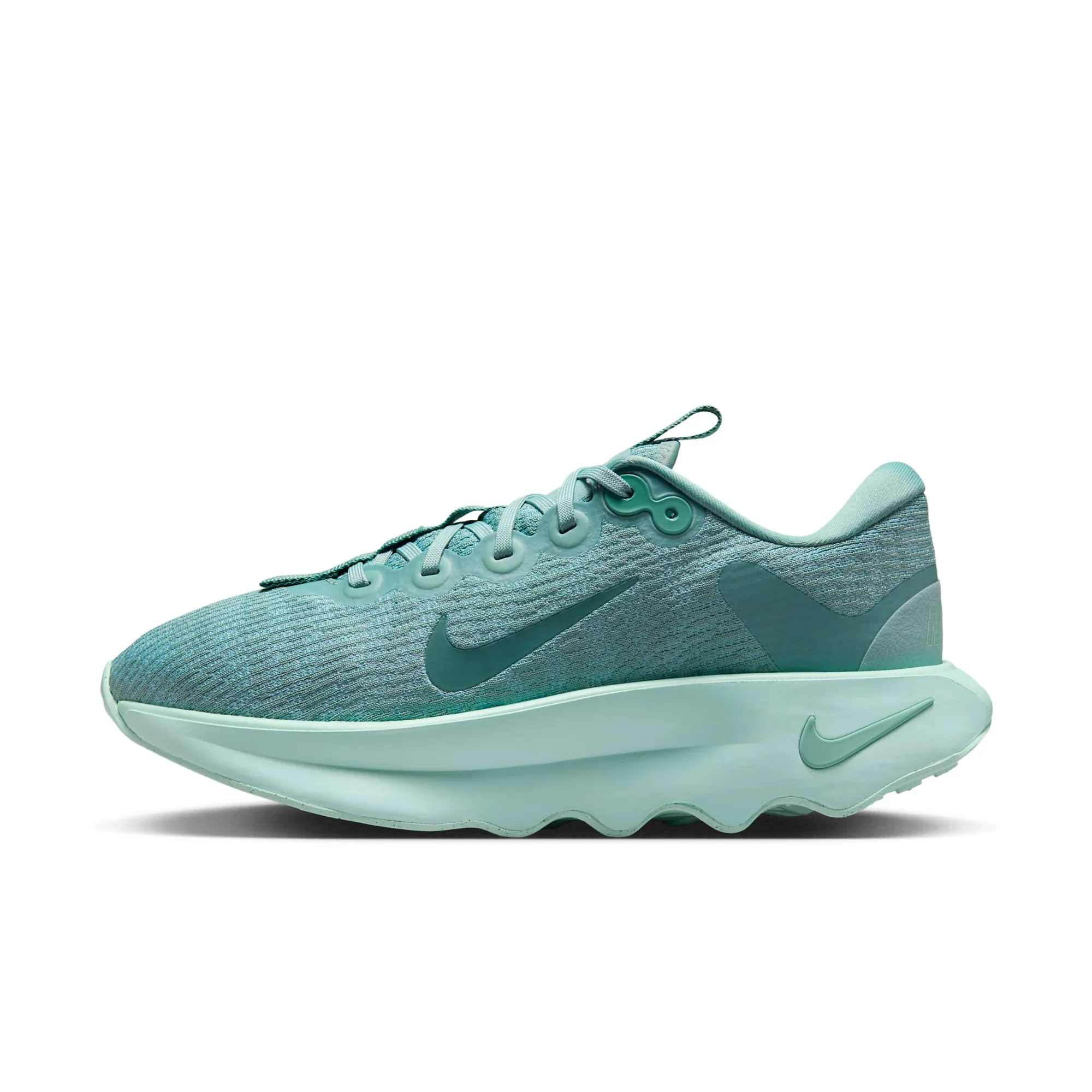 Nike Motiva