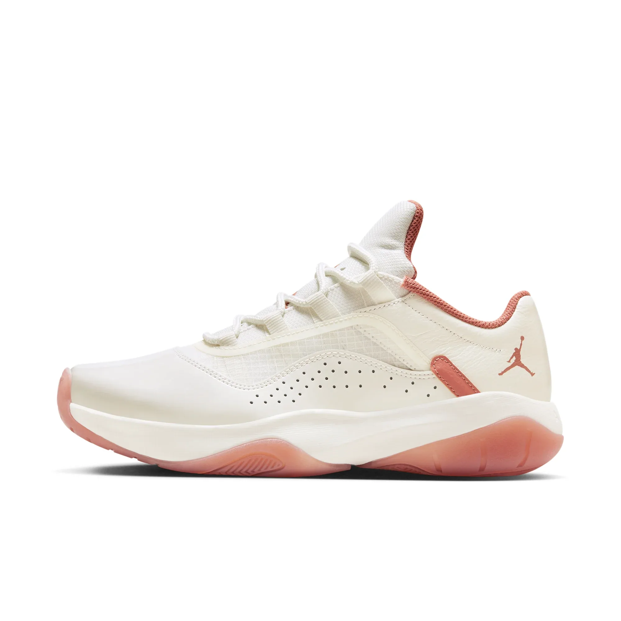 Air Jordan 11 CMFT Low