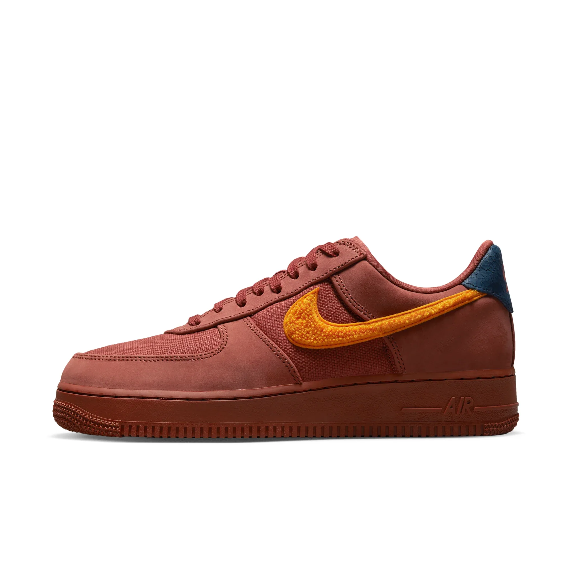 Nike Air Force 1 Low Somos Familia