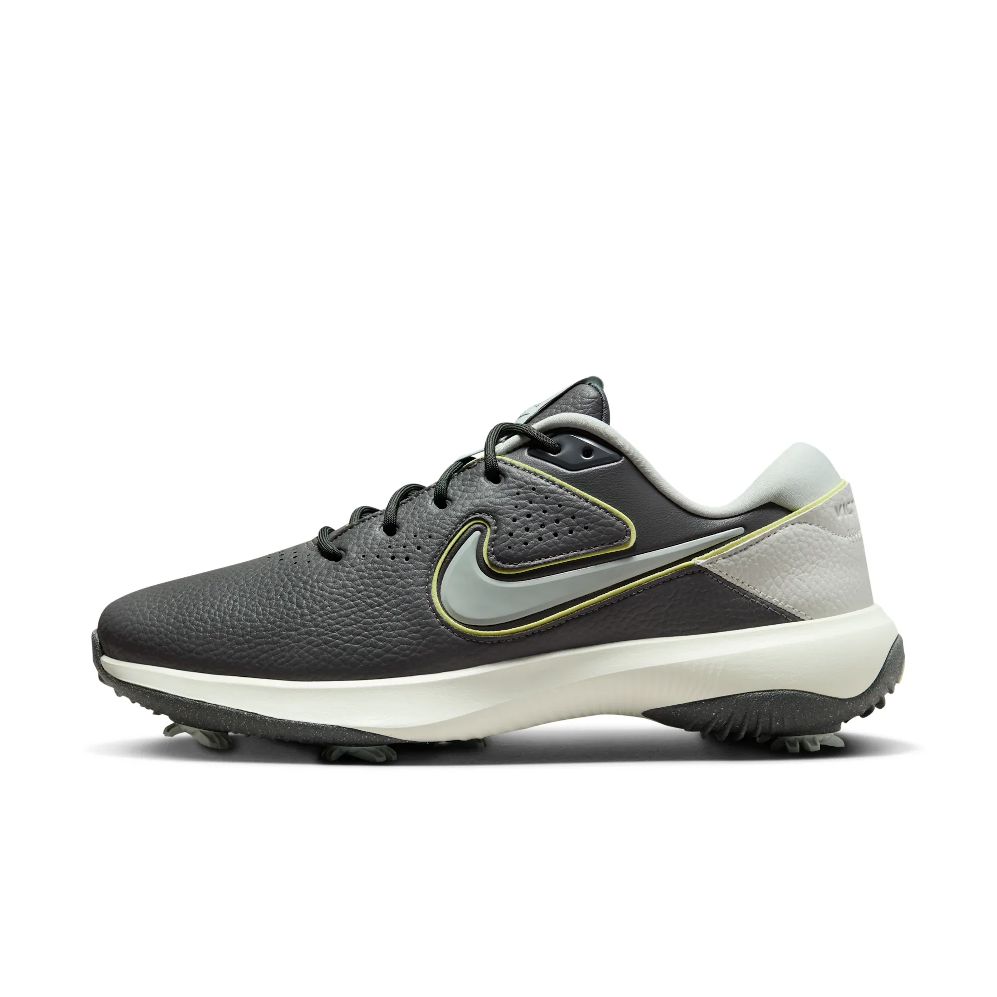 Nike Victory Pro 3