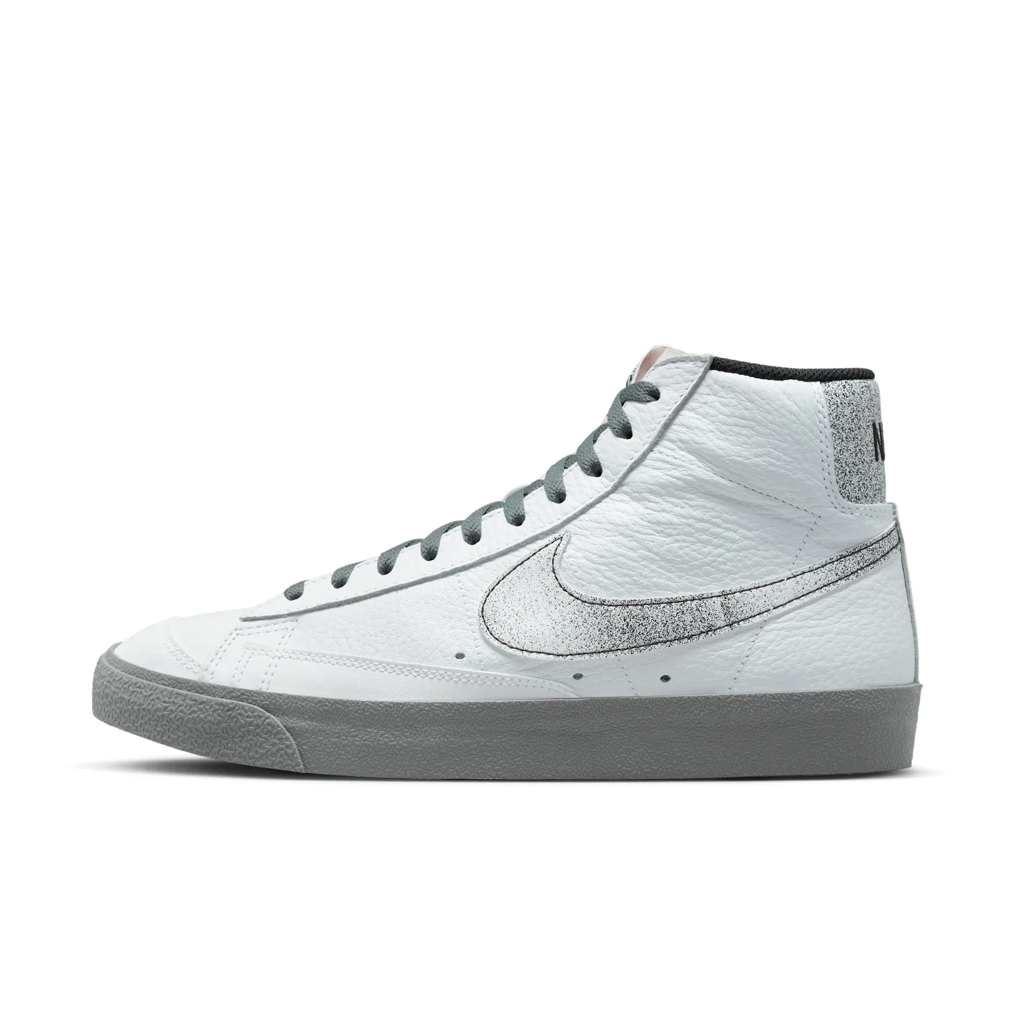 Nike Blazer Mid '77