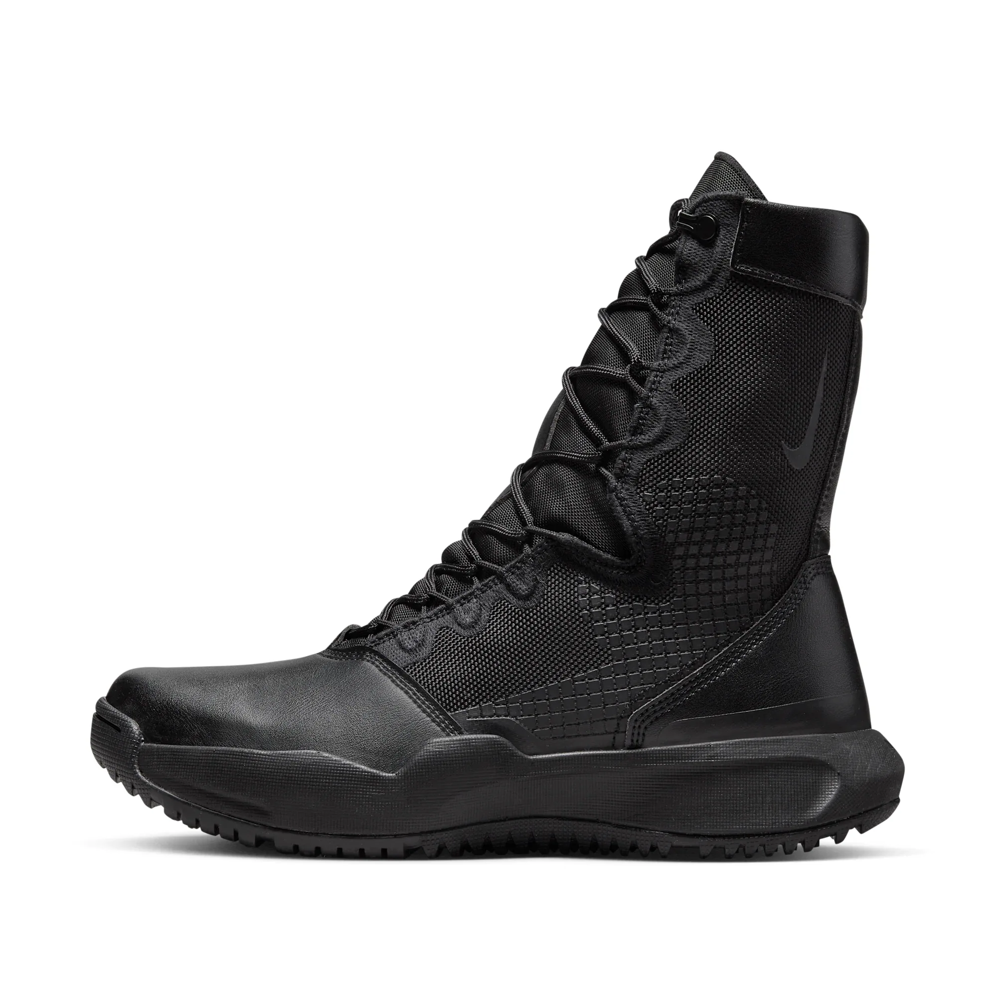 Nike SFB B1