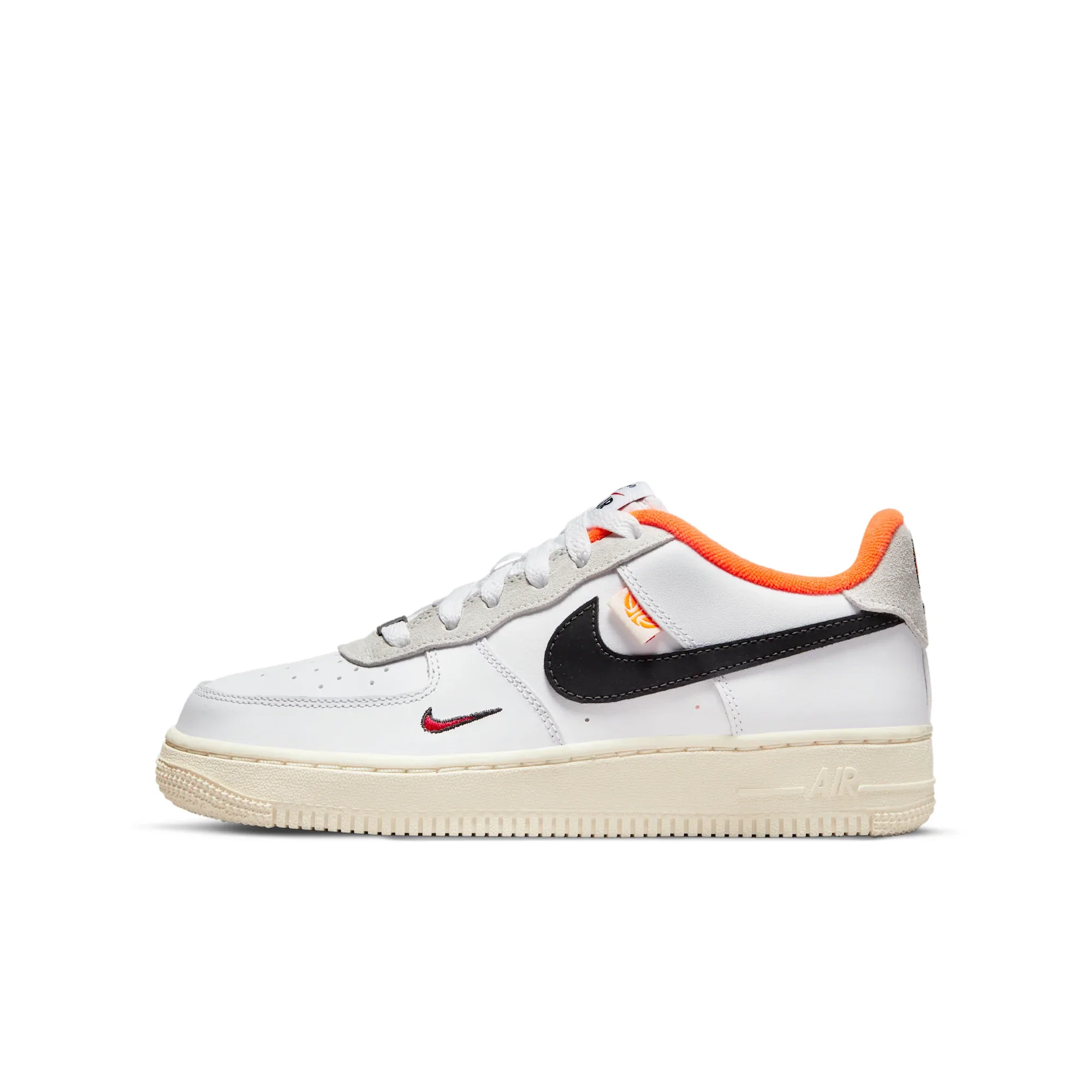 Nike Air Force 1 LV8