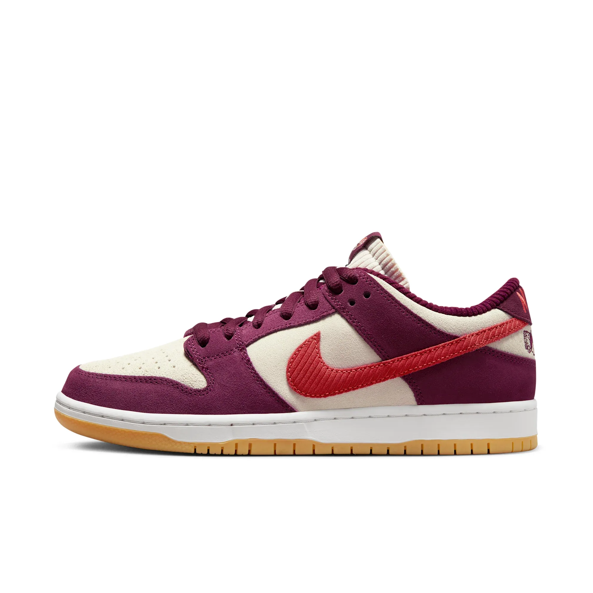 Nike SB Dunk Low x Skate Like a Girl