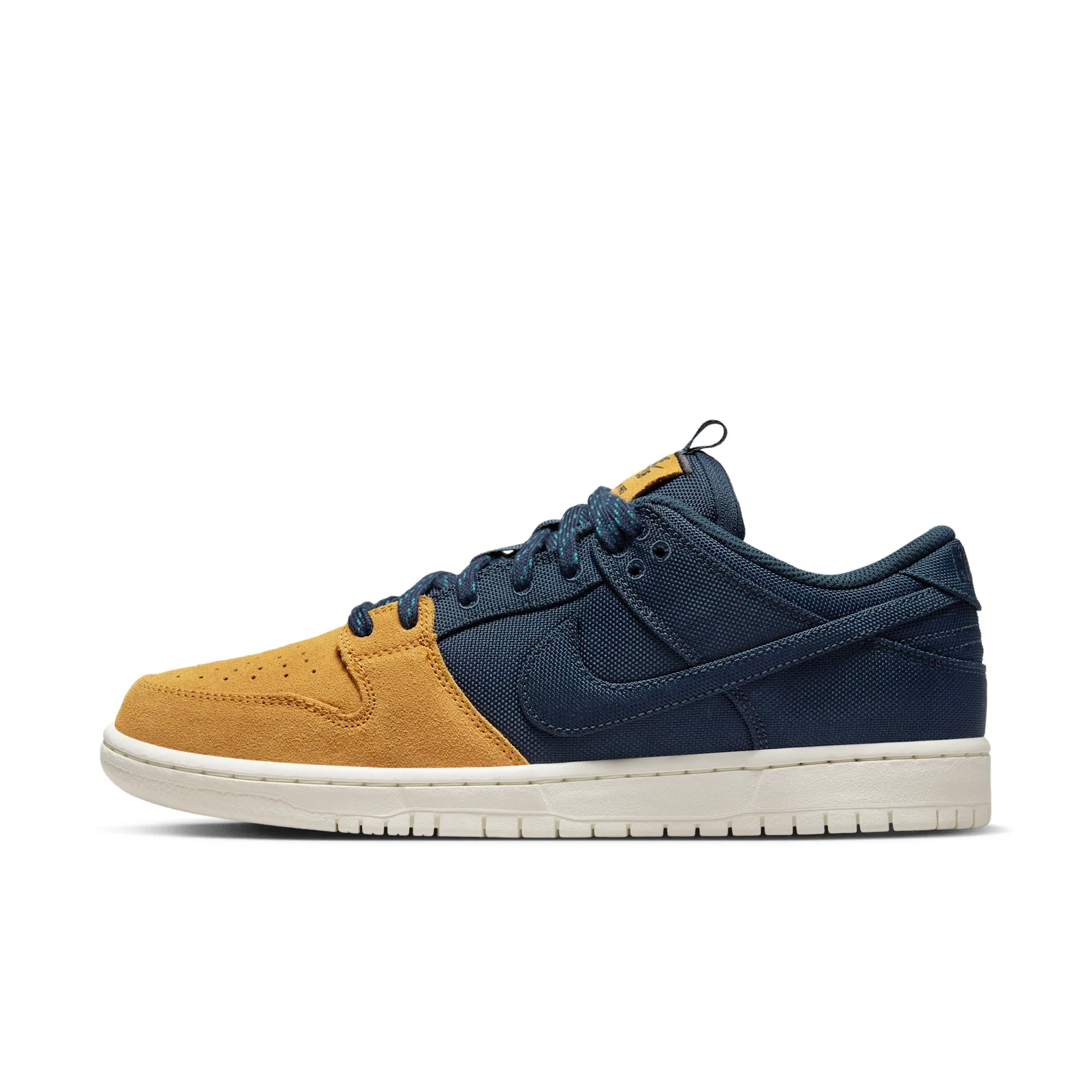 Nike SB Dunk Low Pro Premium