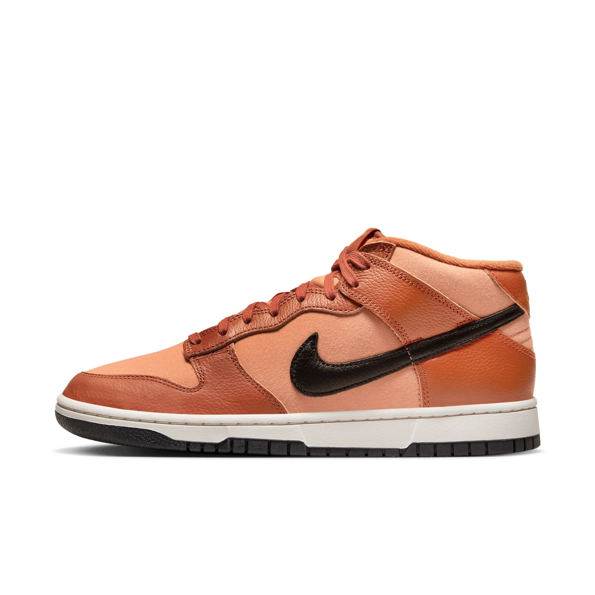 Nike Dunk Mid