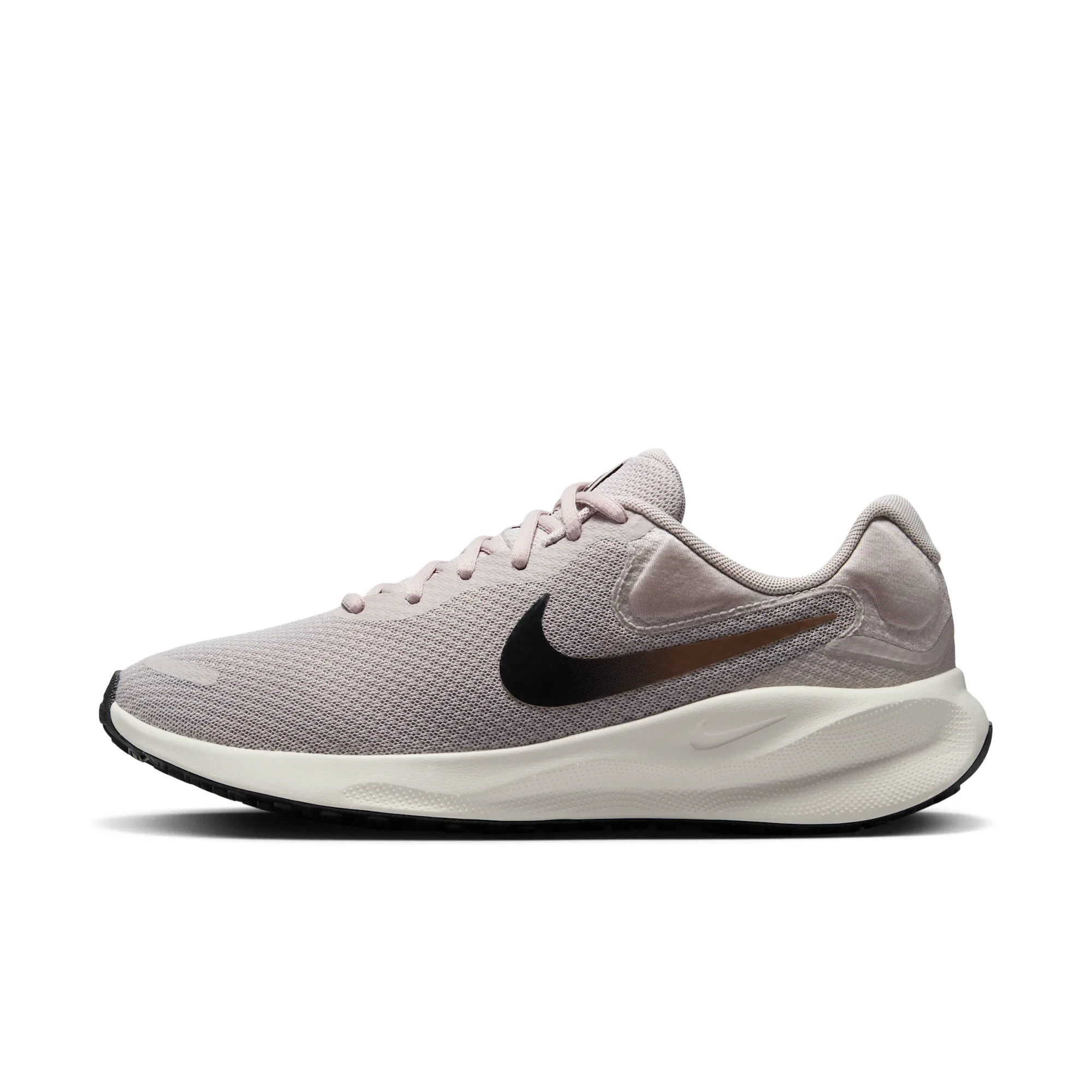 Nike Revolution 7