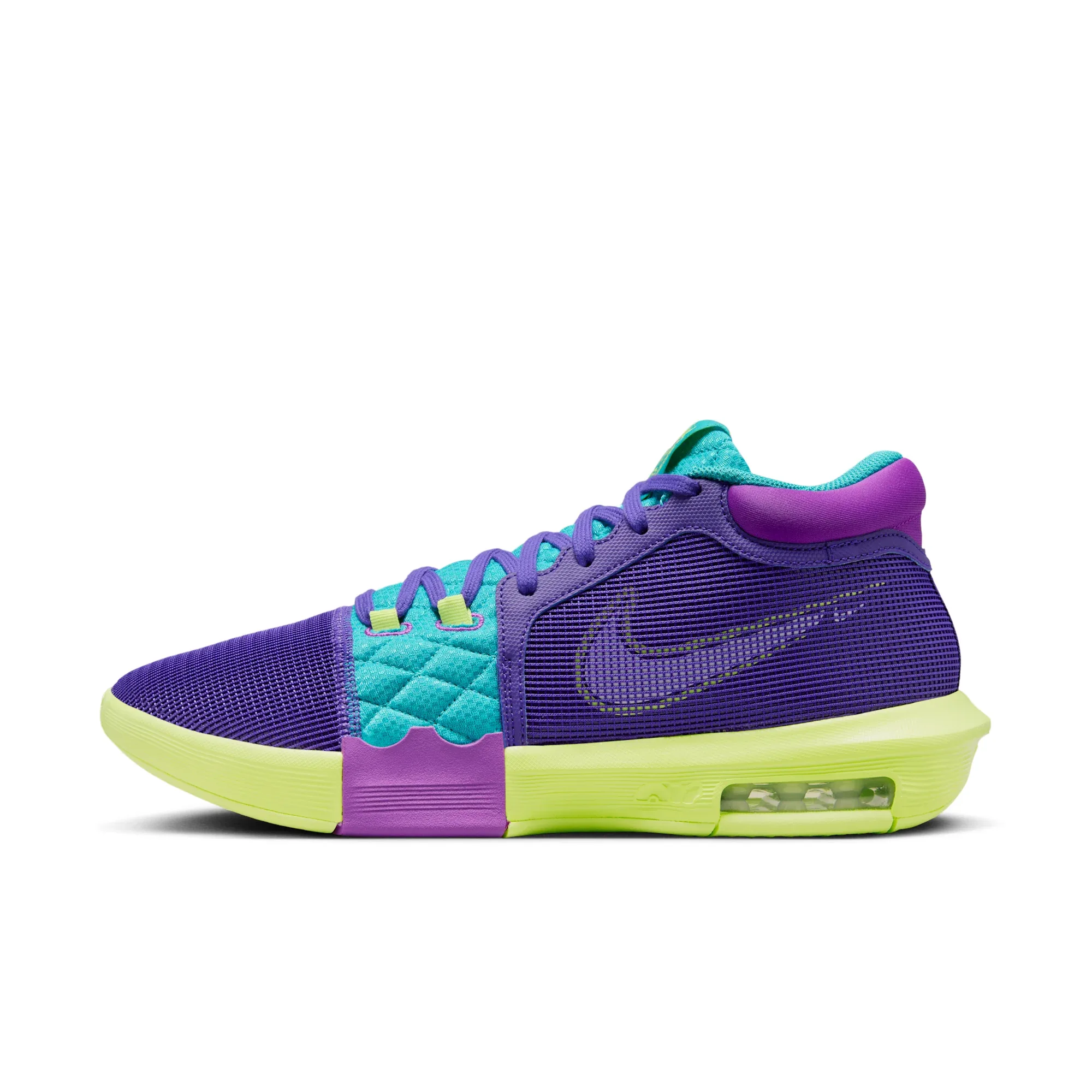 LeBron Witness 8 EP