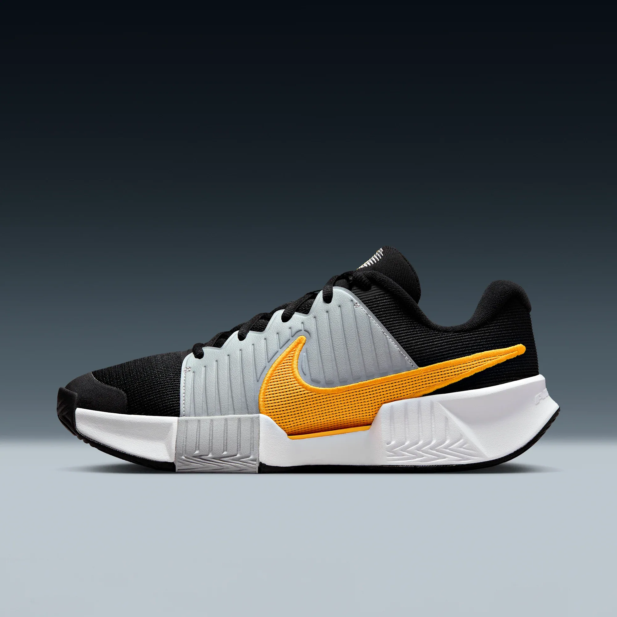 Nike GP Challenge Pro