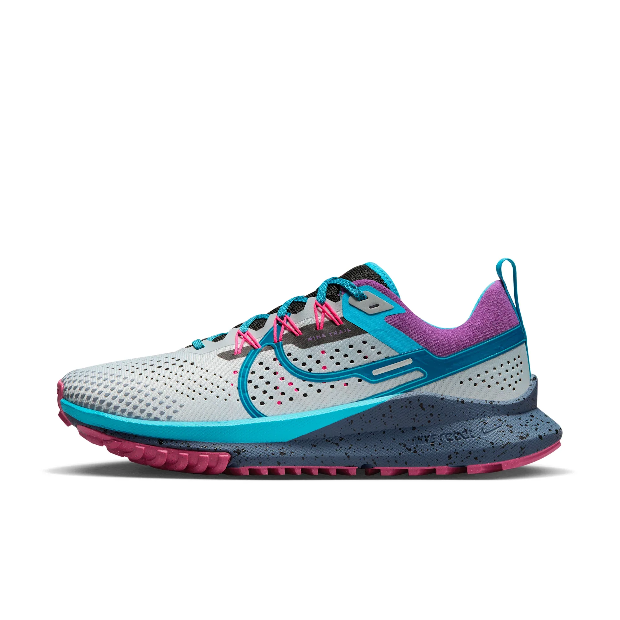 Nike React Pegasus Trail 4 SE