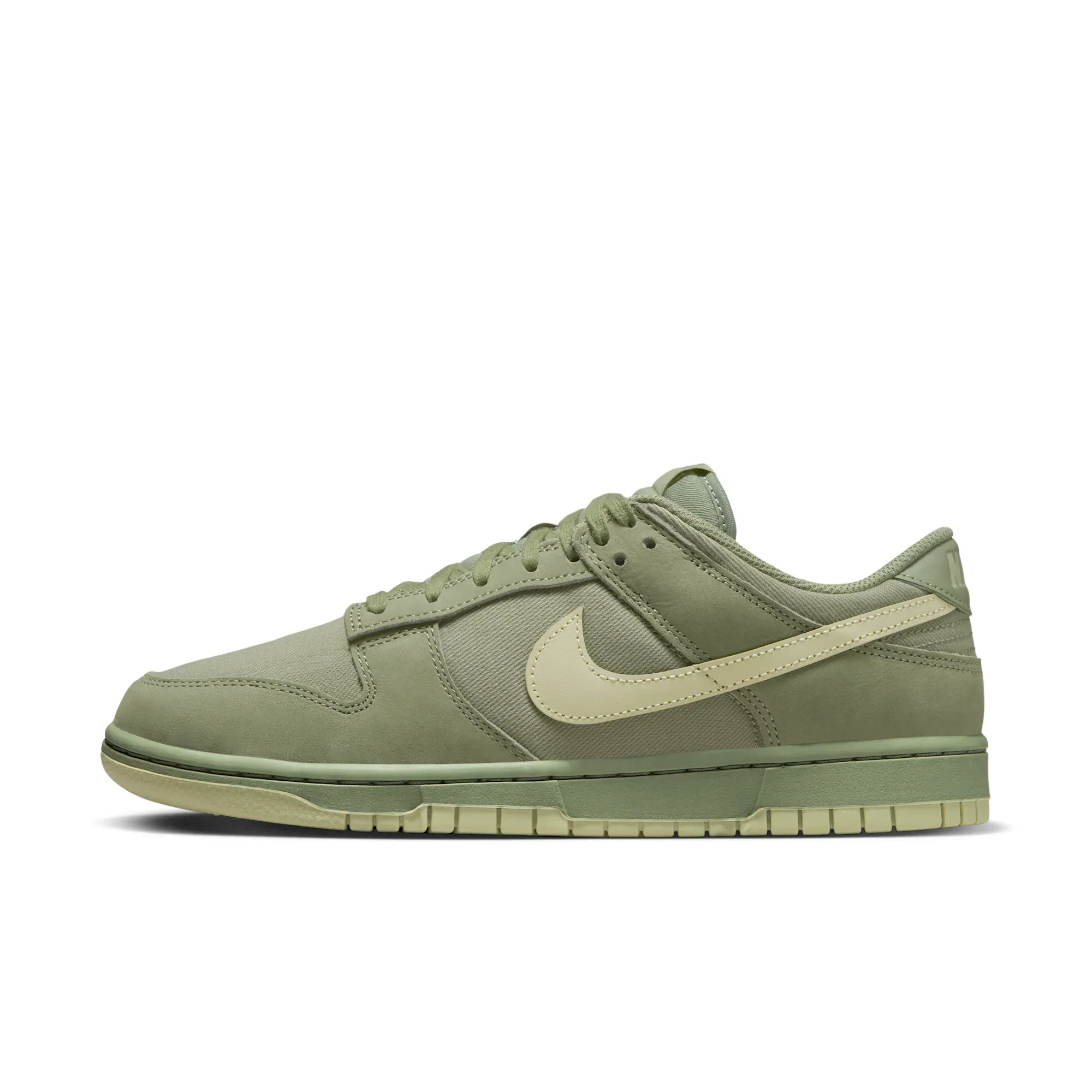 Nike Dunk Low Retro Premium