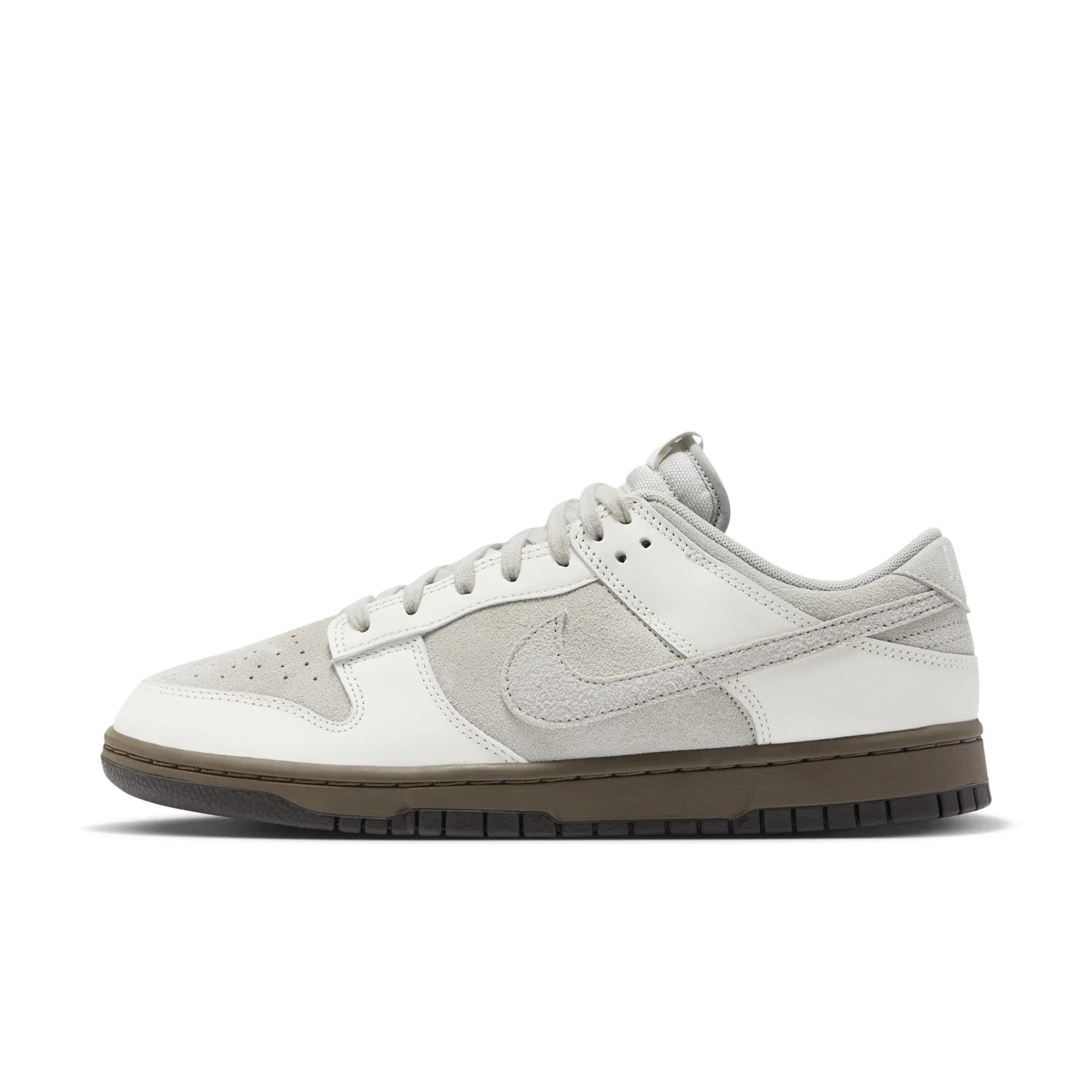 Nike Dunk Low Retro