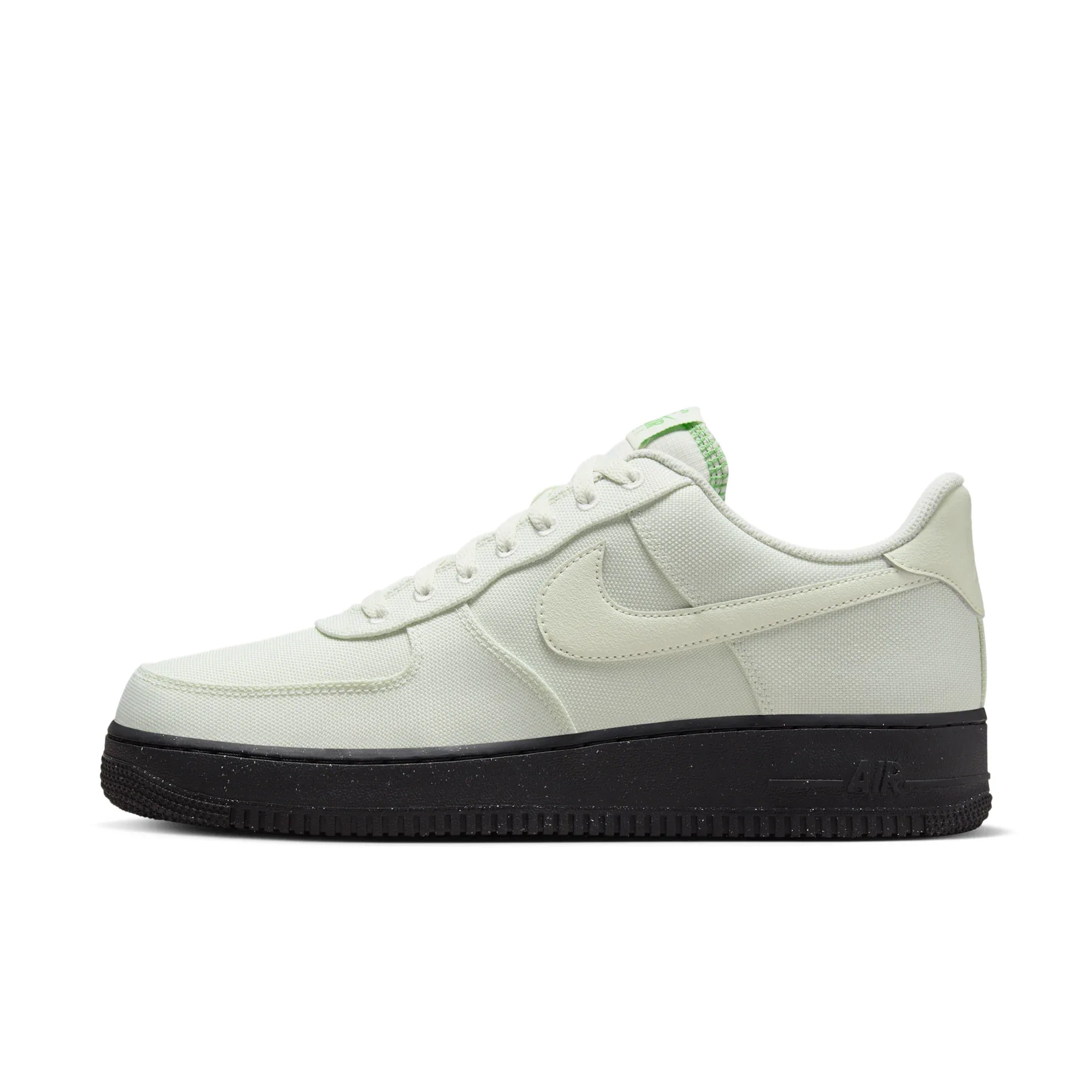 Nike Air Force 1 '07 LV8