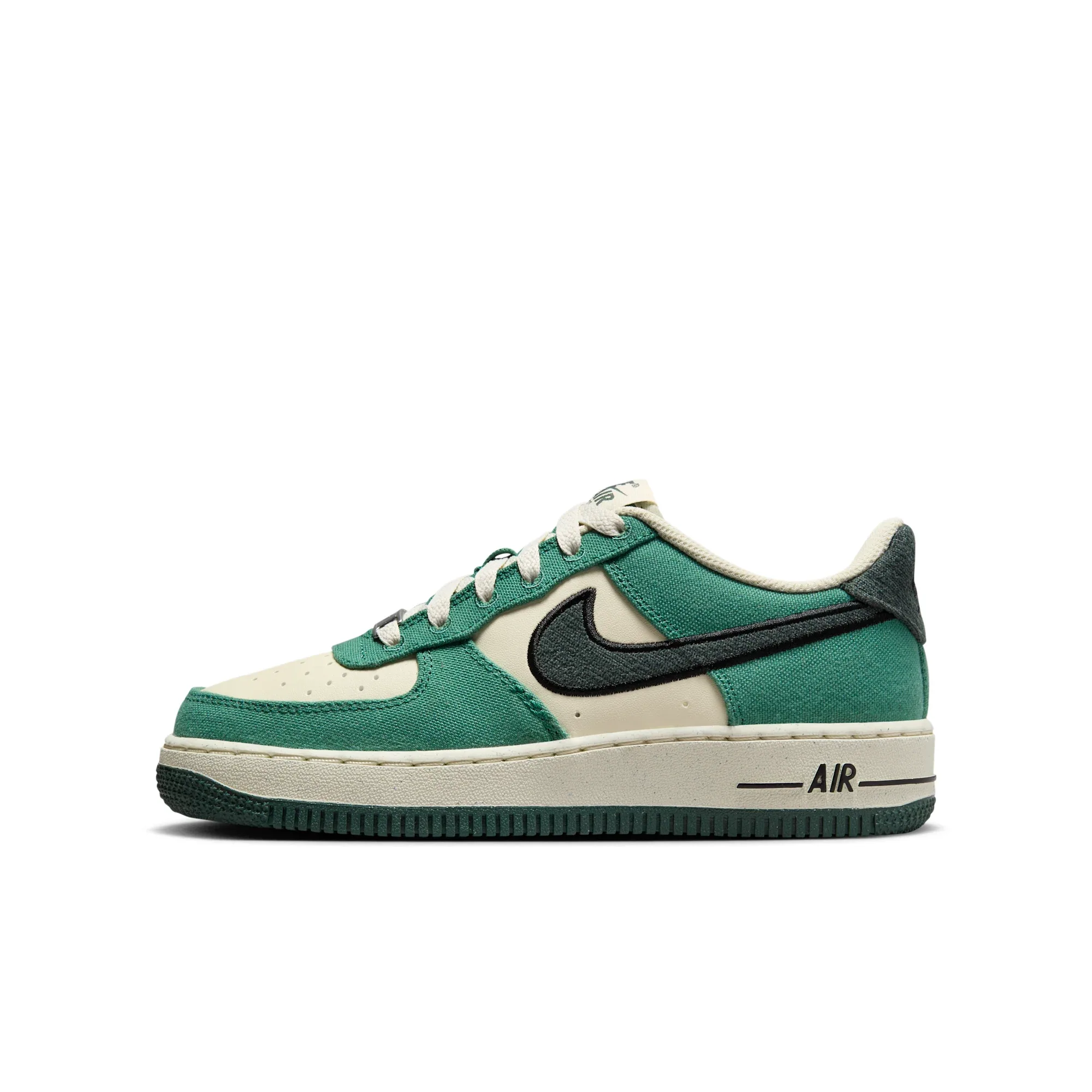 Nike Air Force 1 LV8