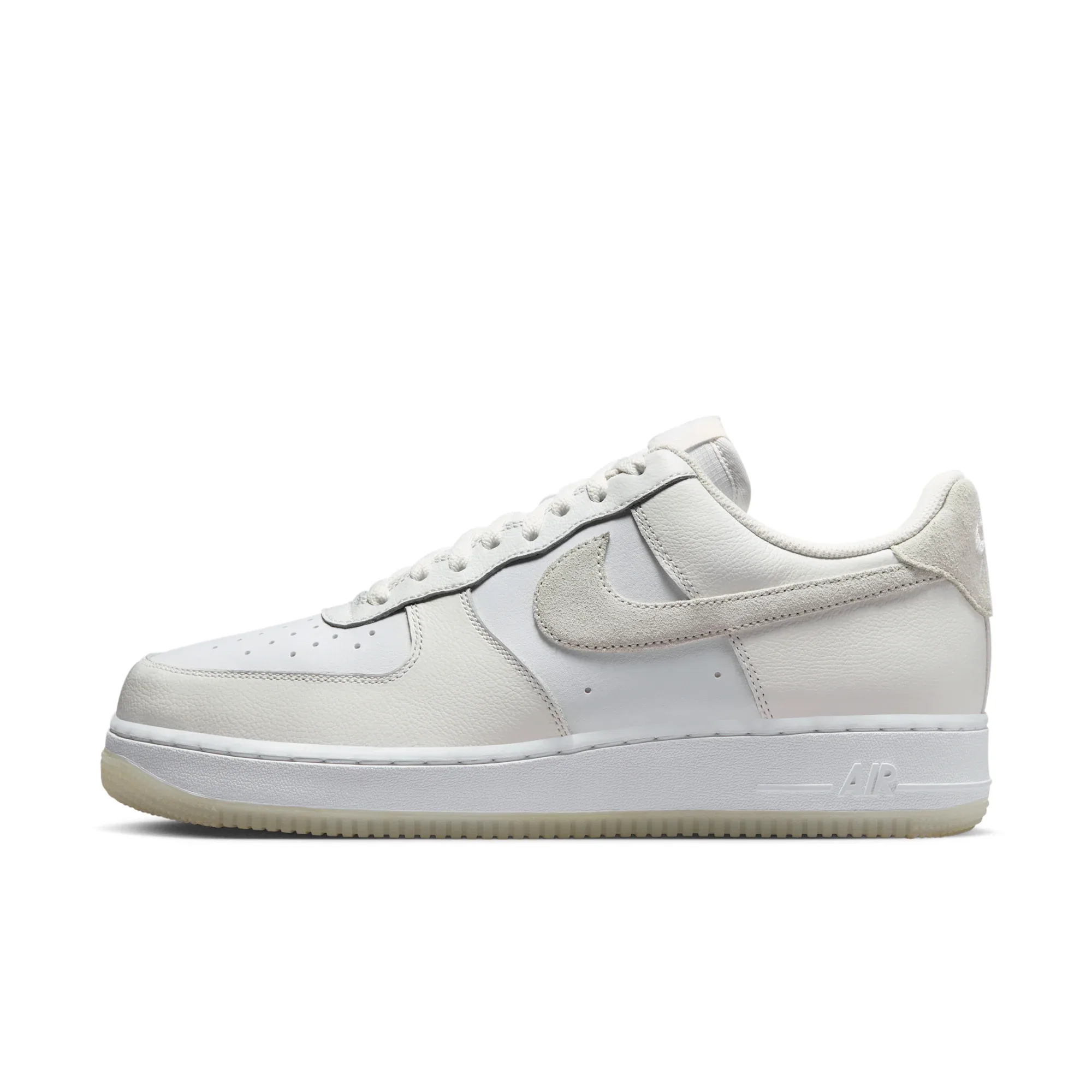 Nike Air Force 1 '07 LV8