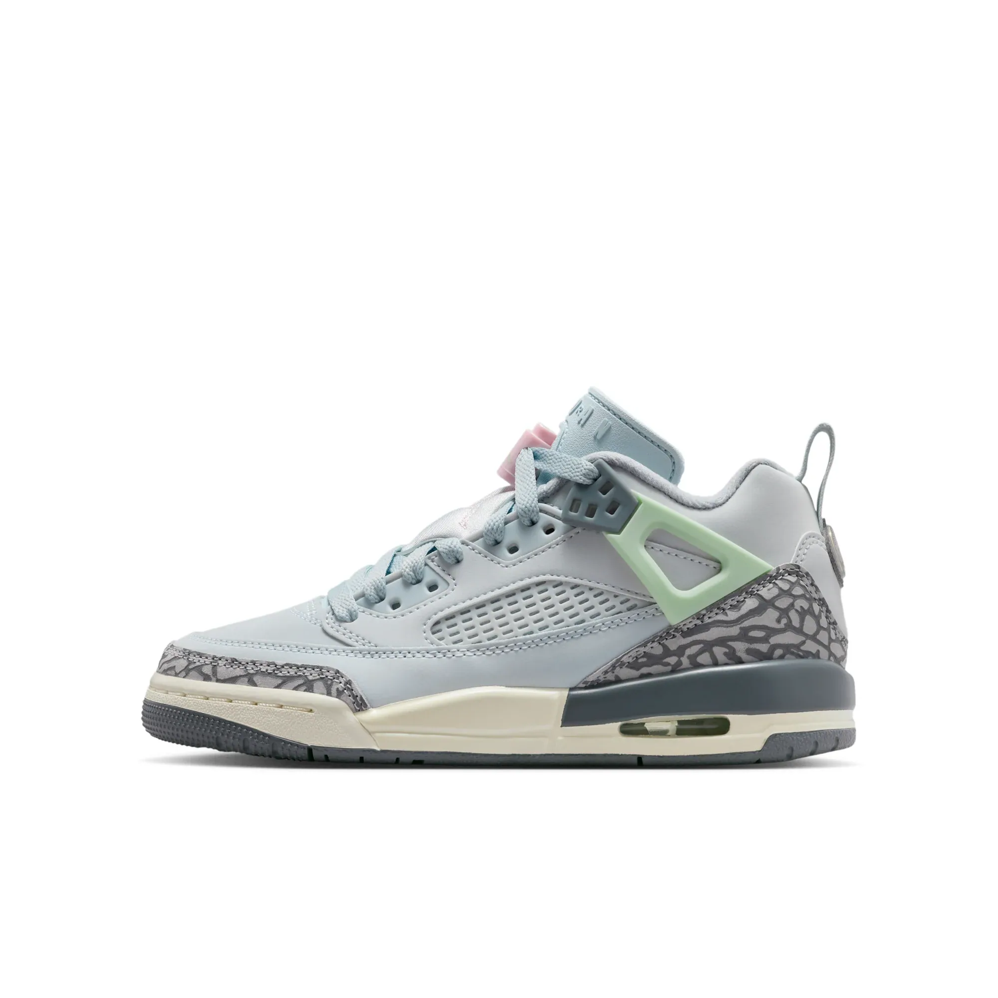 Jordan Spizike Low