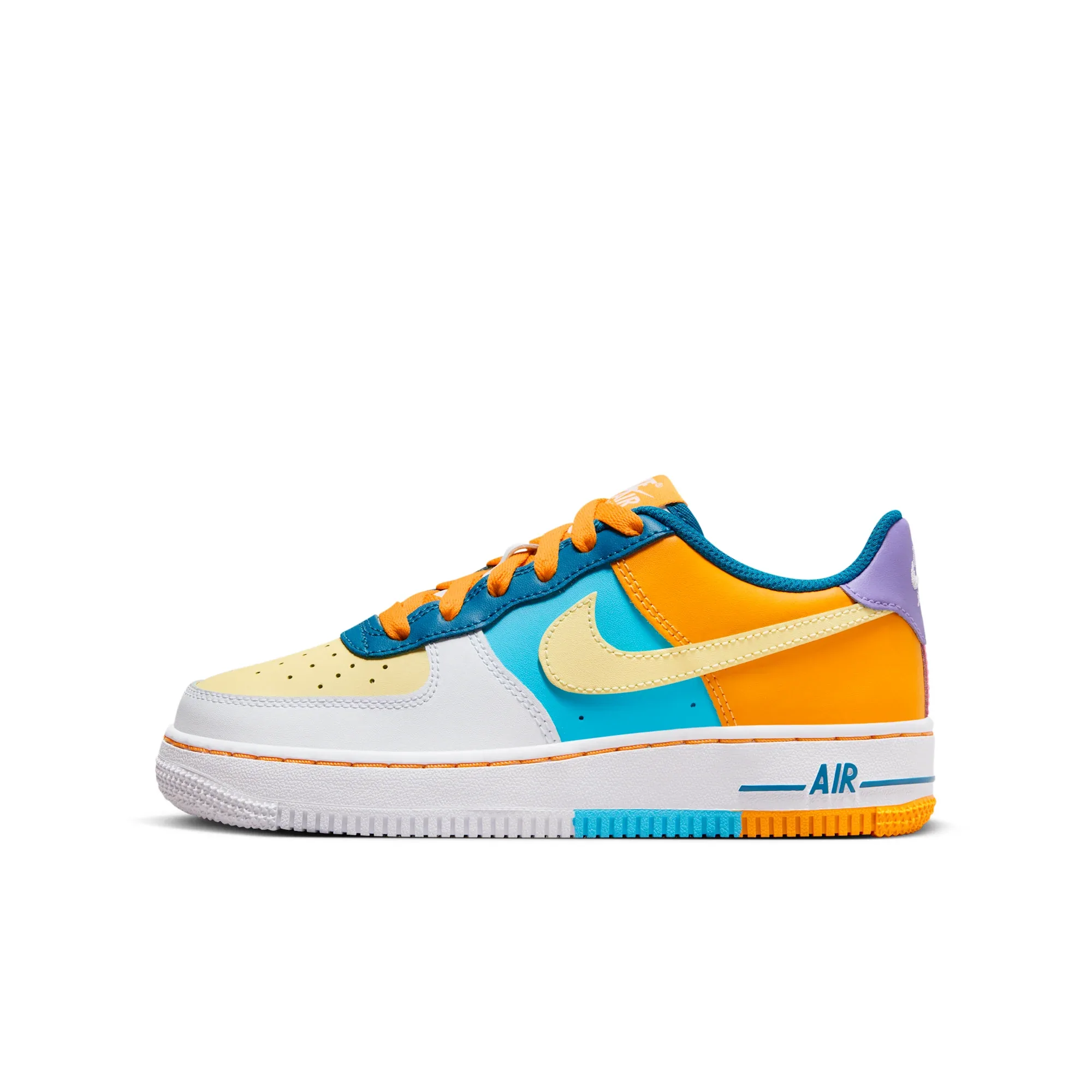 Nike Air Force 1 LV8