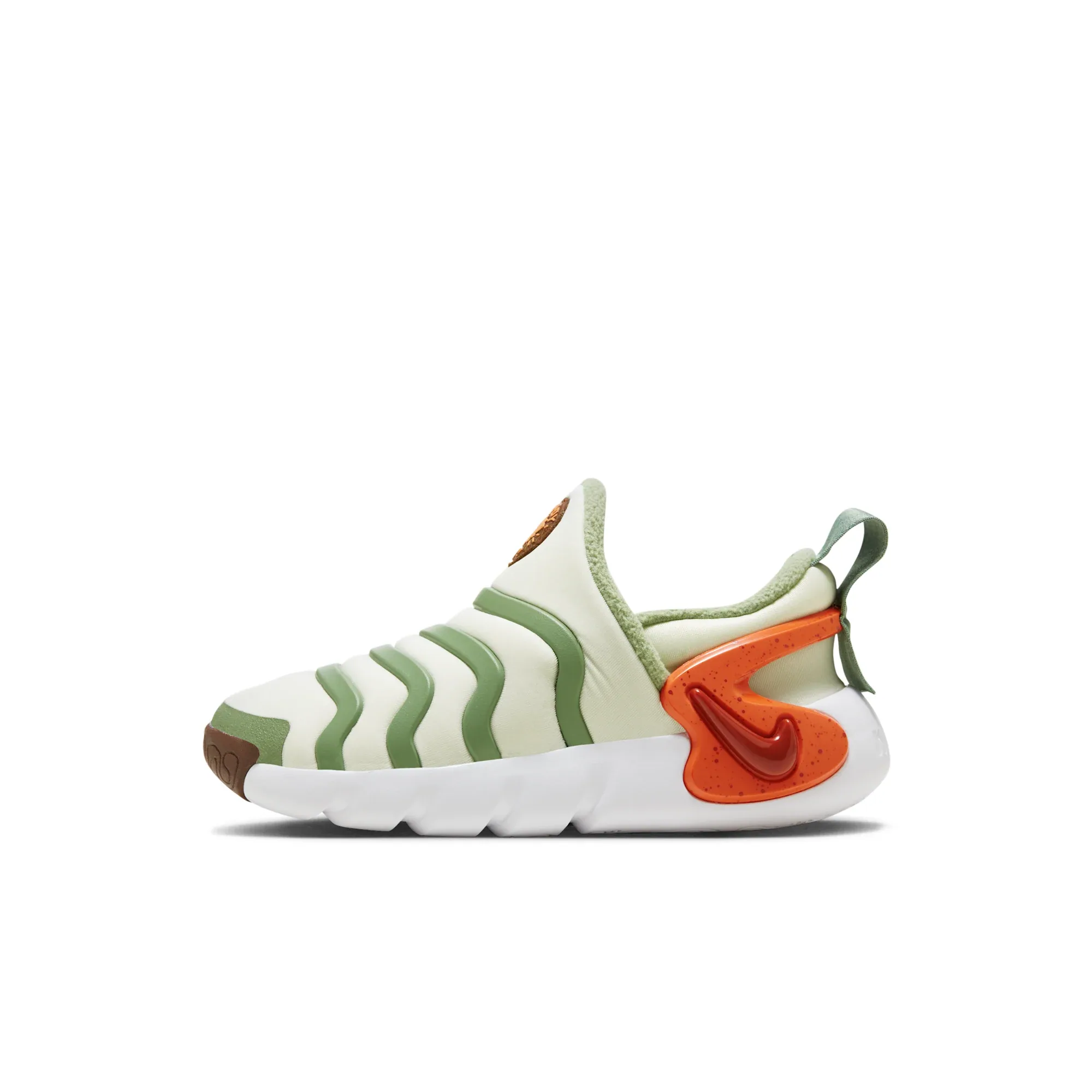 Nike Dynamo Go SE