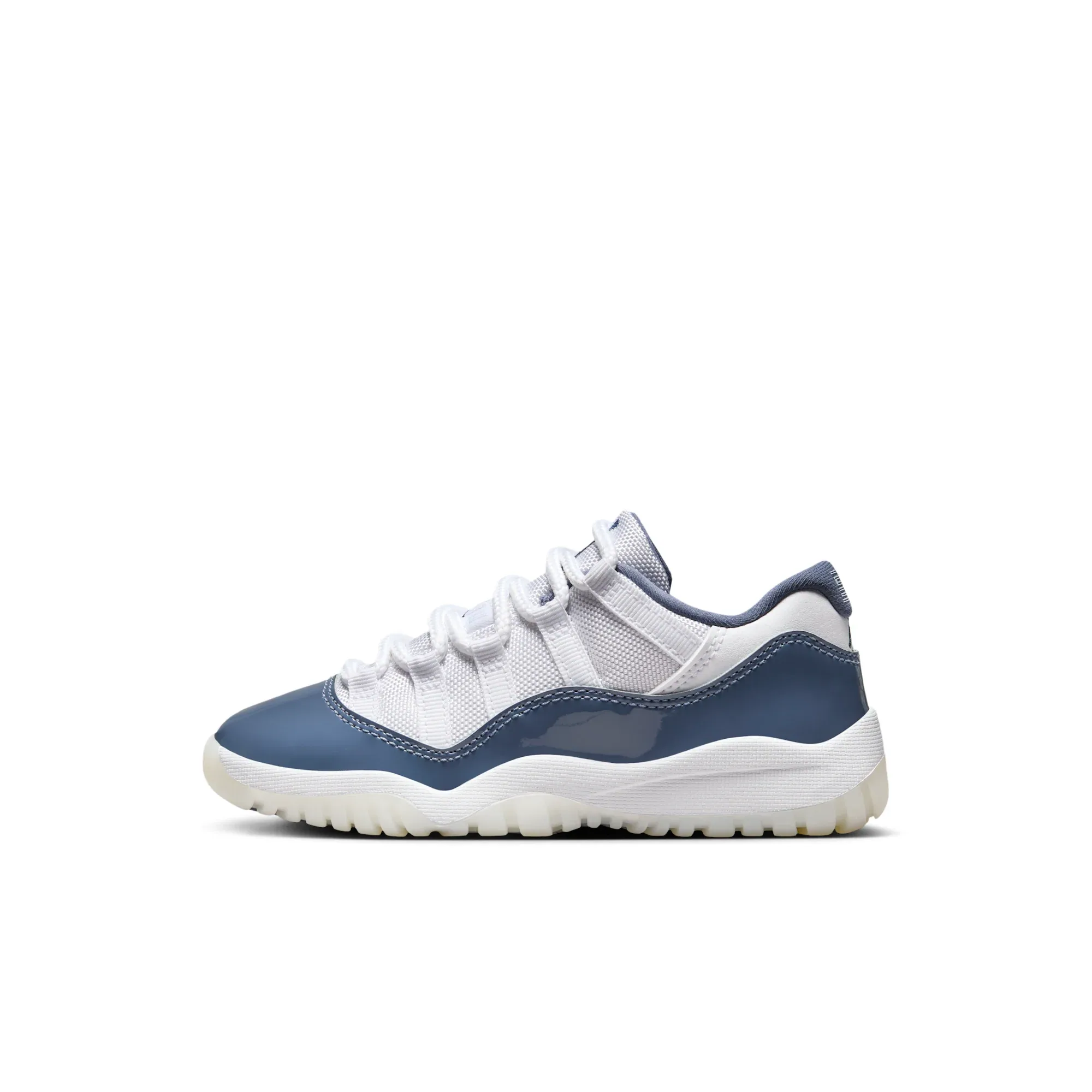 Jordan 11 Retro Low "Diffused Blue"