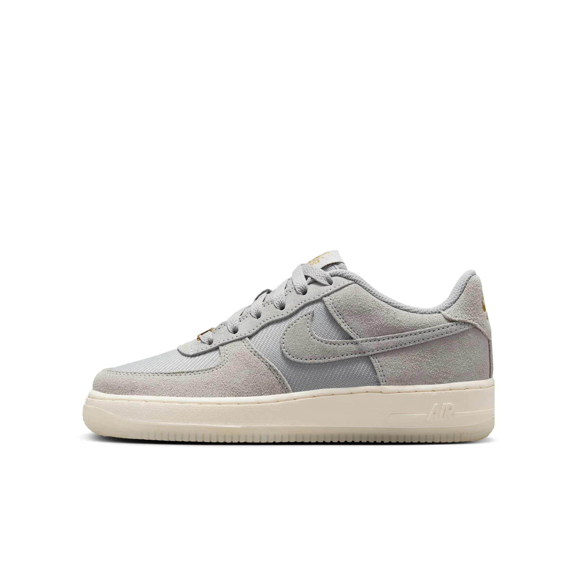 Nike Air Force 1 LV8