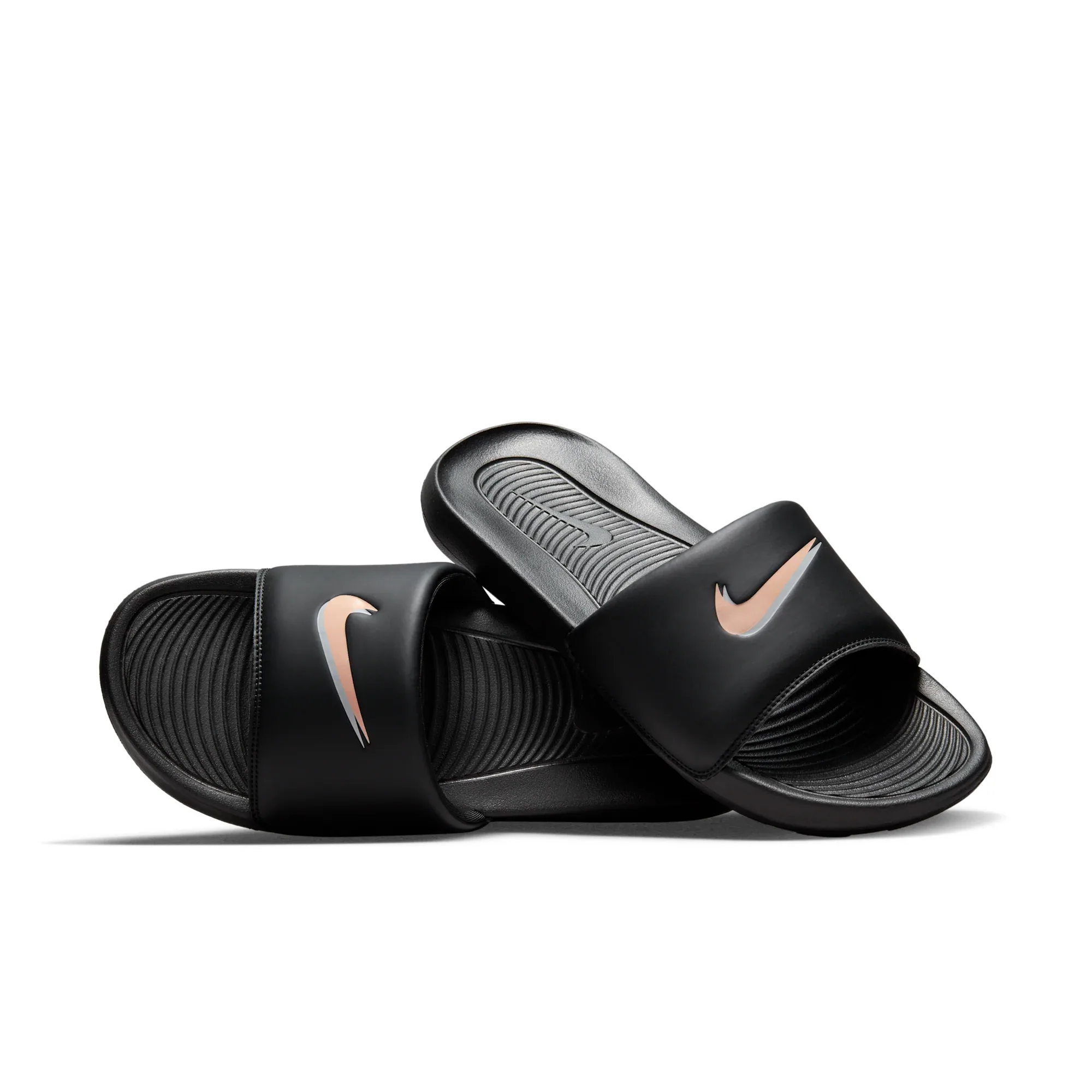 Nike Victori One