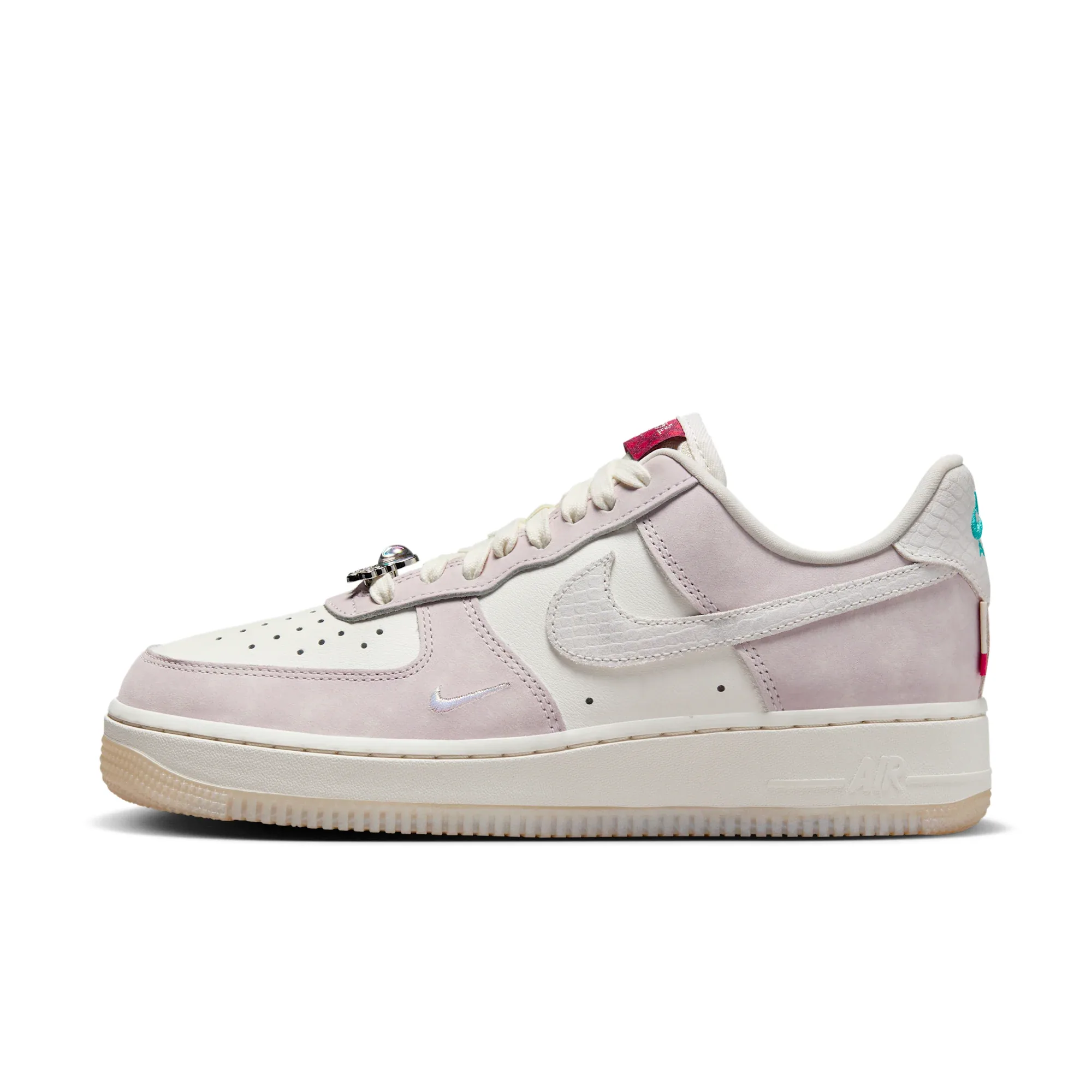 Nike Air Force 1 ’07 LX