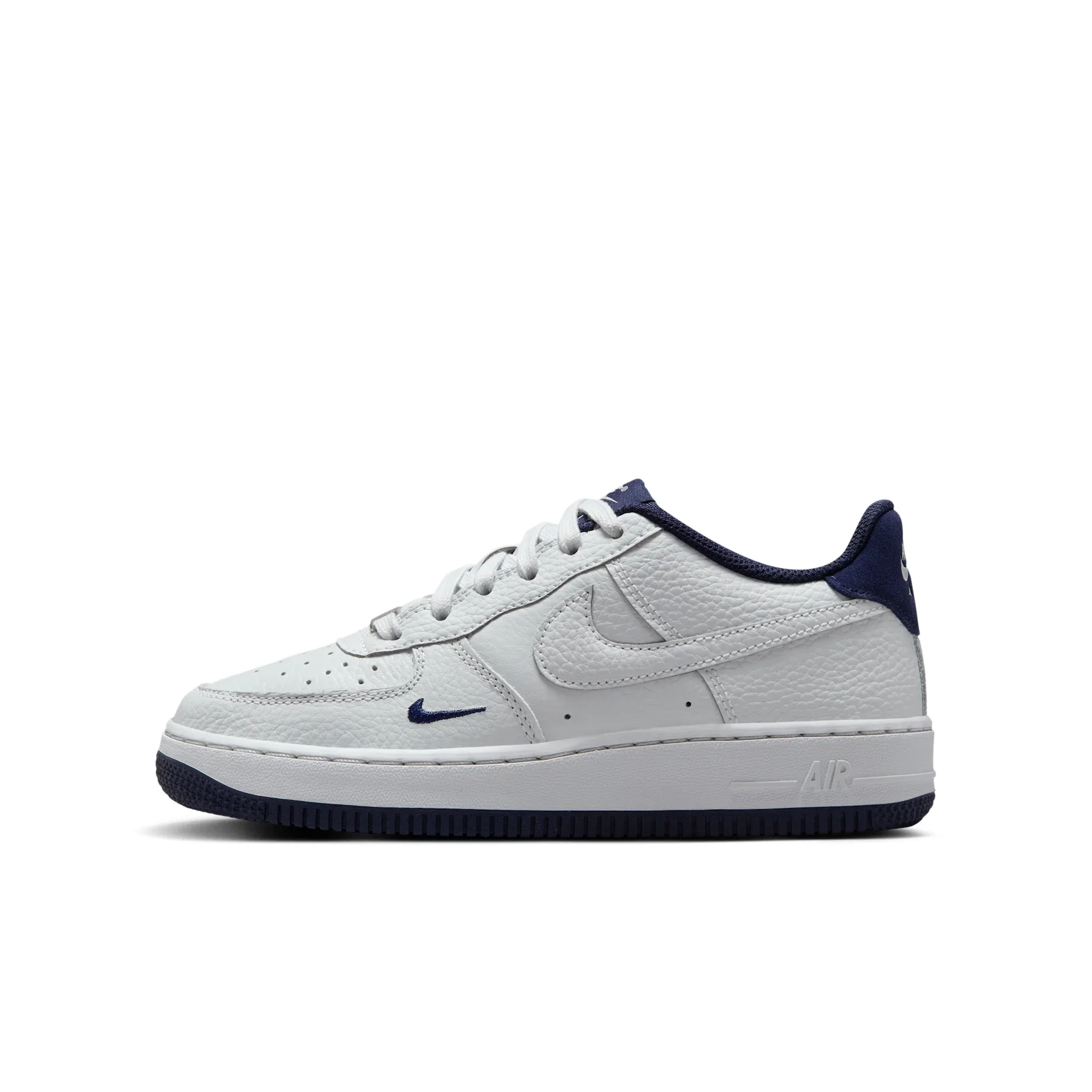 Nike Air Force 1 LV8