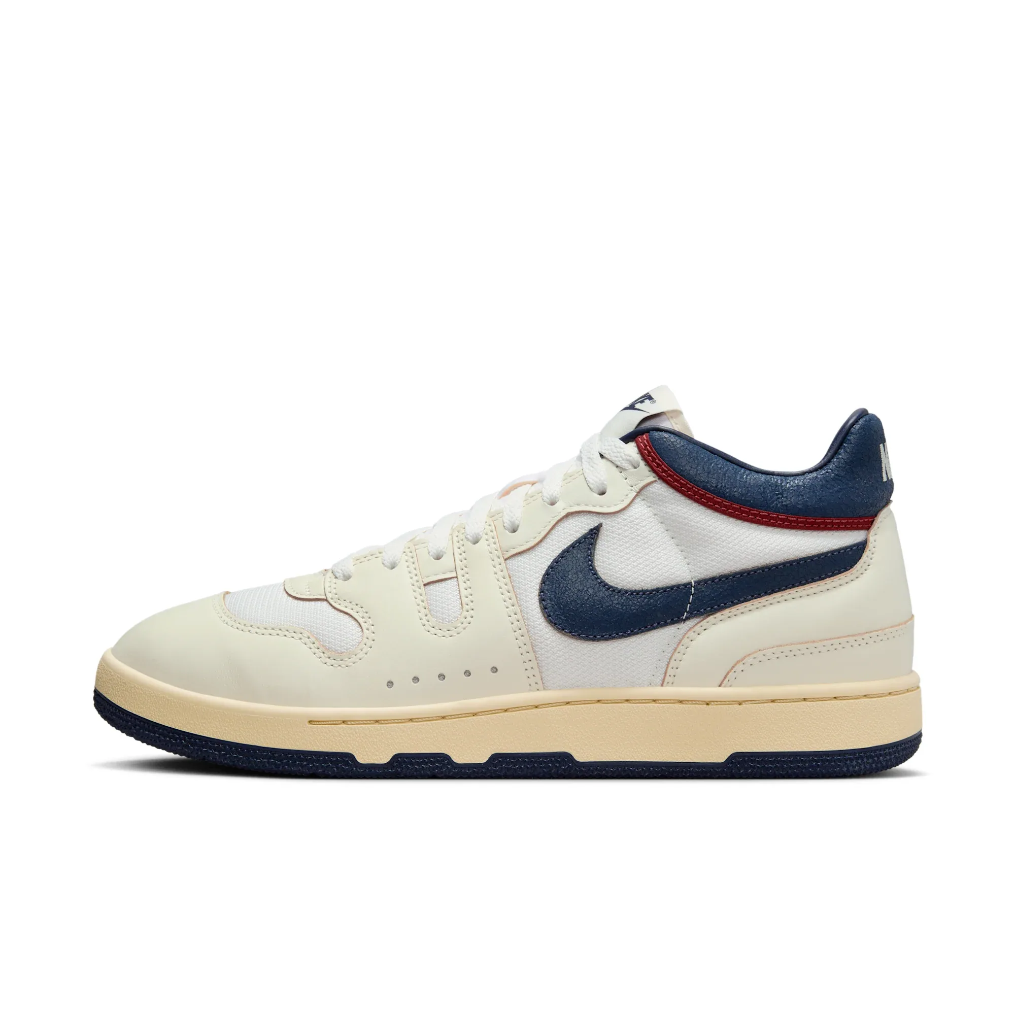 Nike Attack Premium