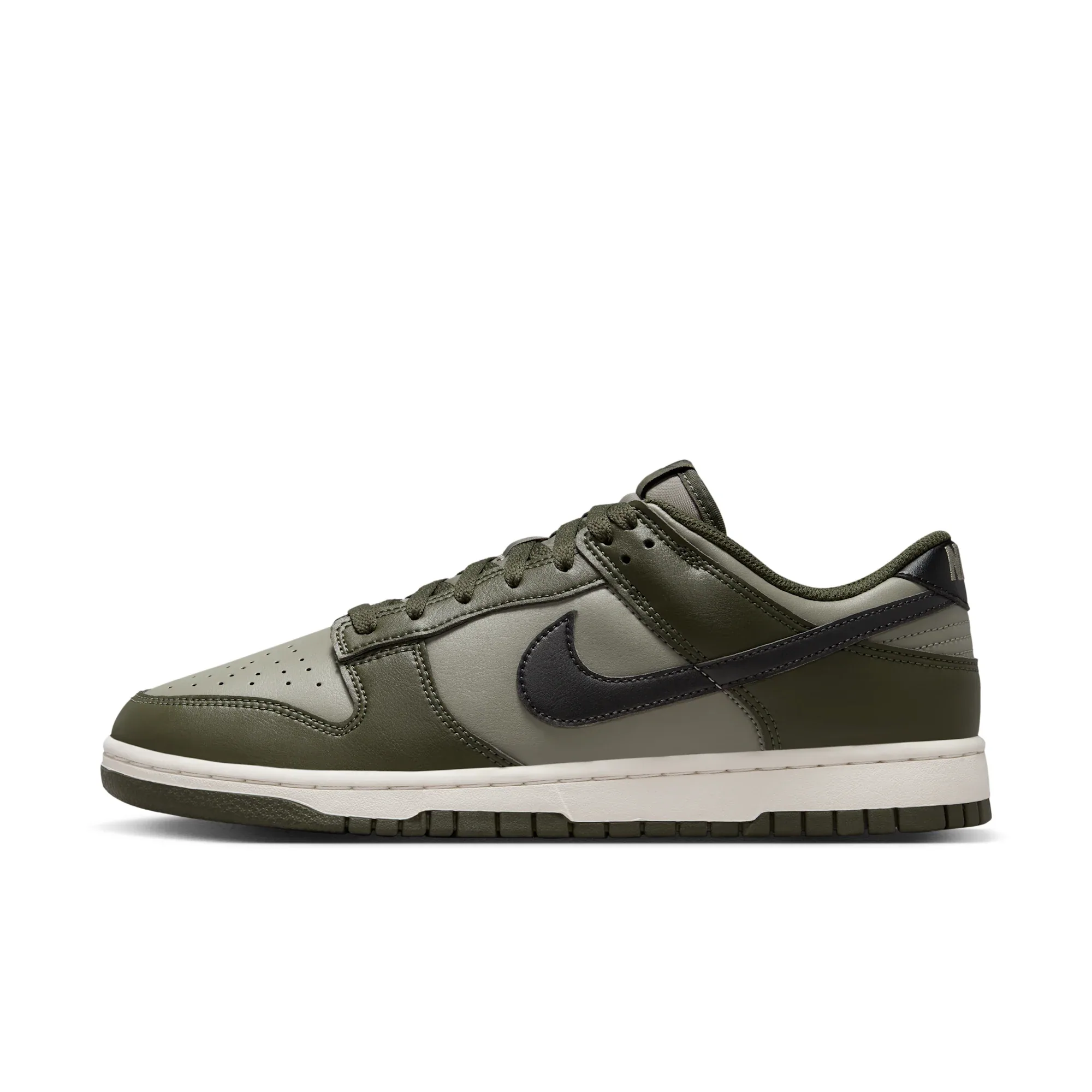 Nike Dunk Low Retro