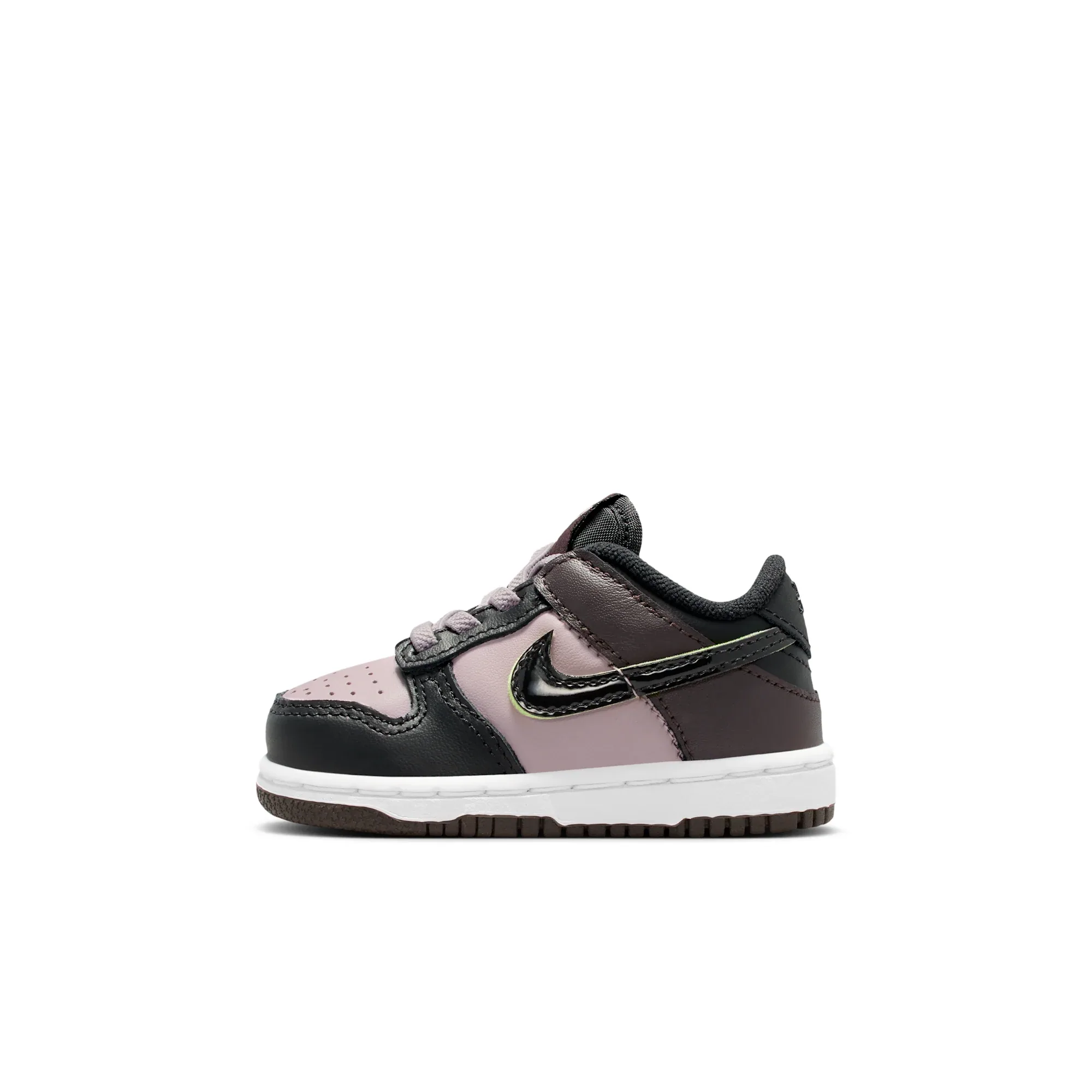 NIKE DUNK LOW SE (TDE)