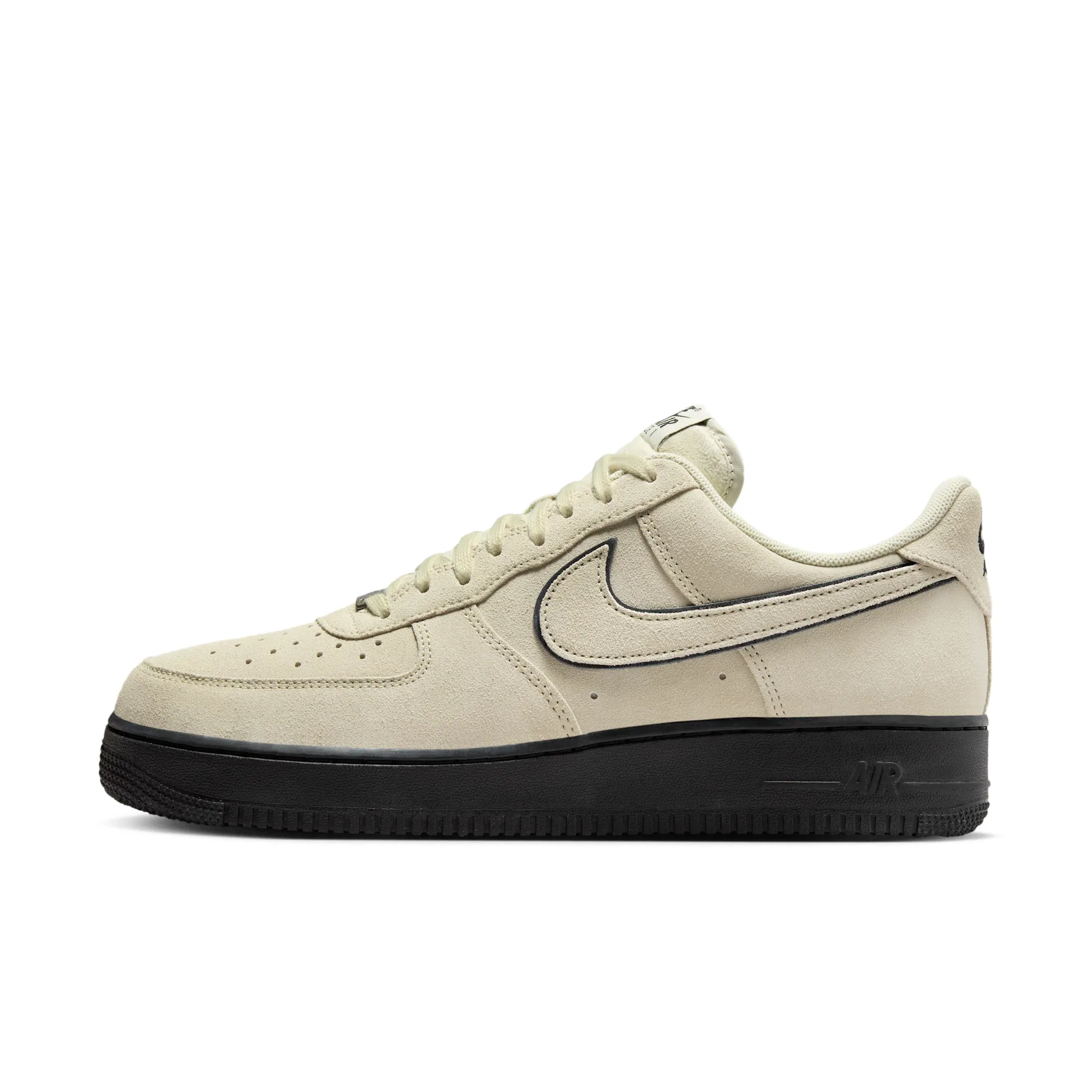 Nike Air Force 1 '07 LV8