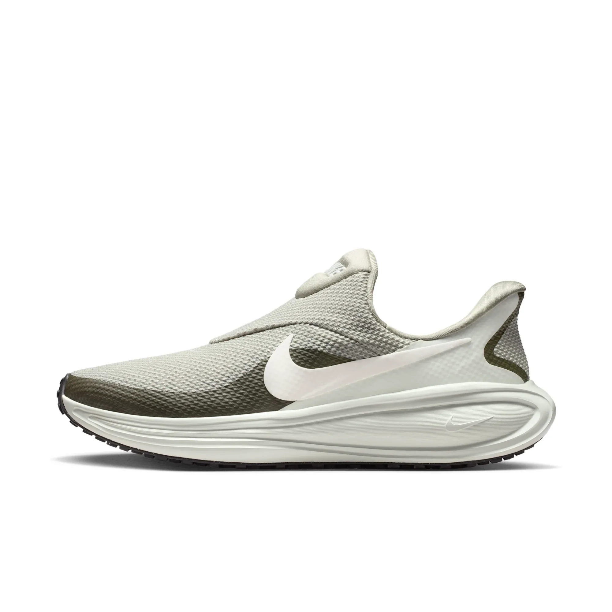 Nike Revolution 8 EasyOn