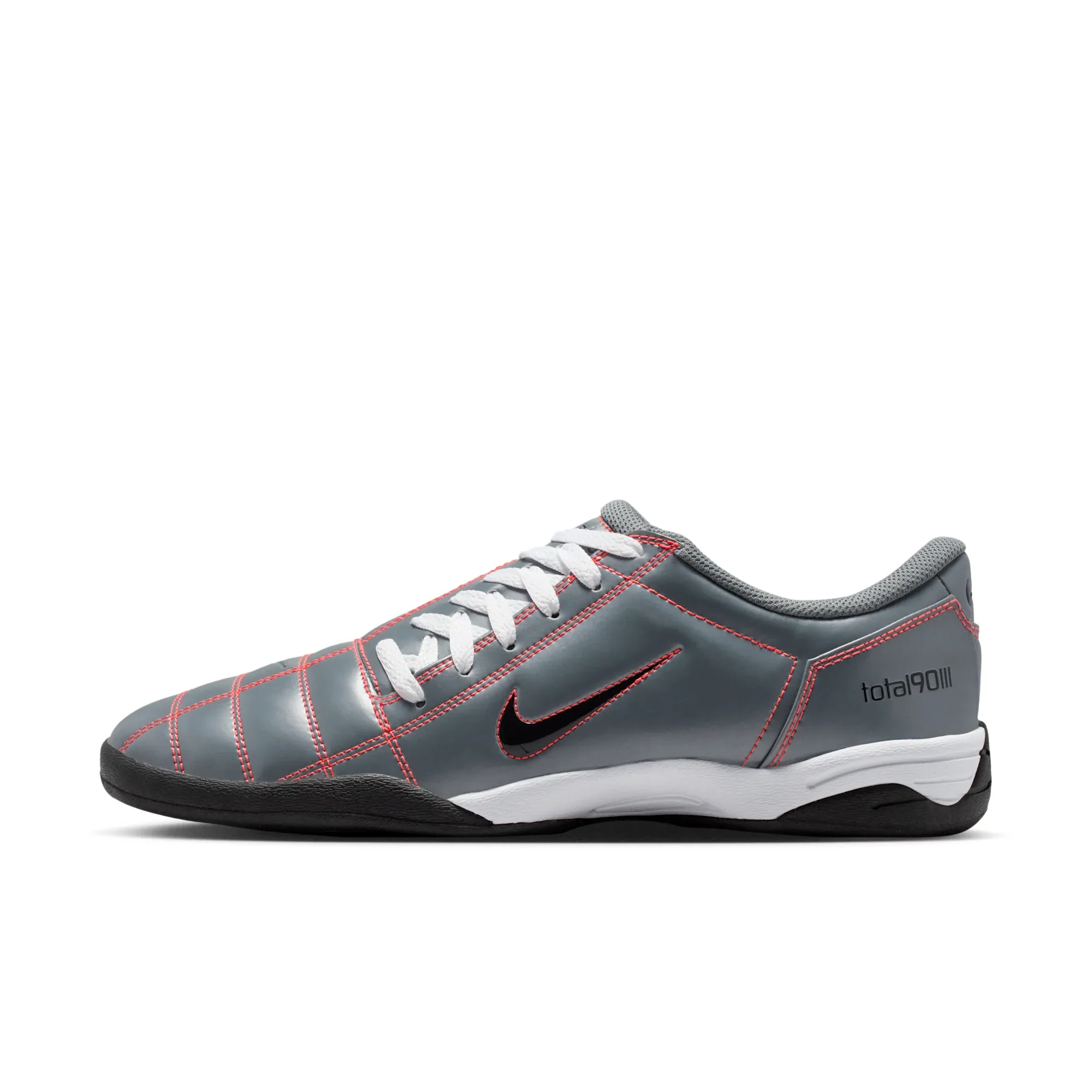 Nike Total 90