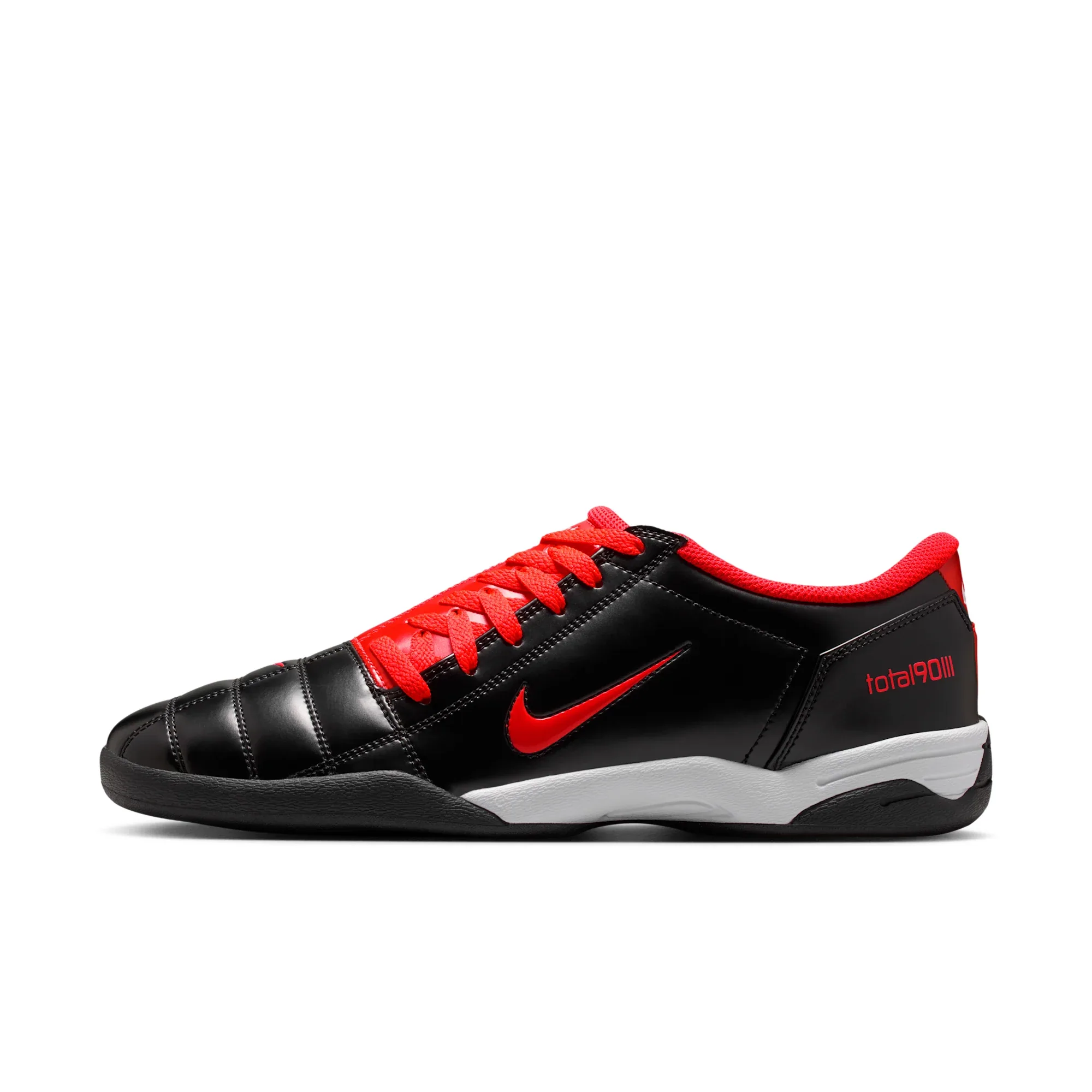 Nike Total 90