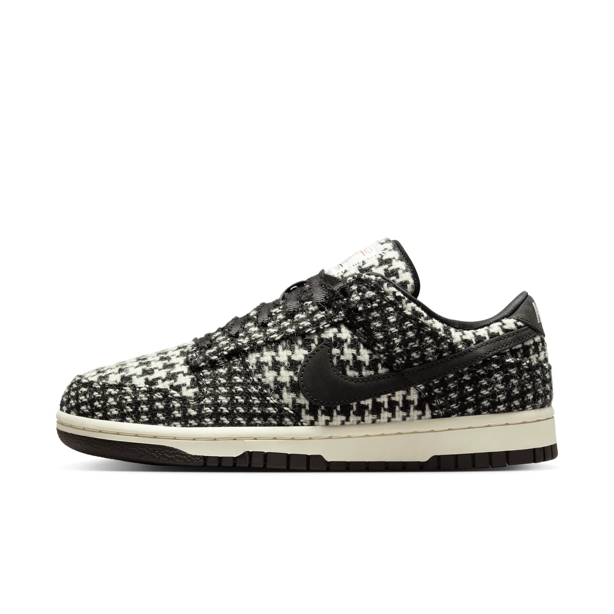 Nike Dunk Low x Harris Tweed®