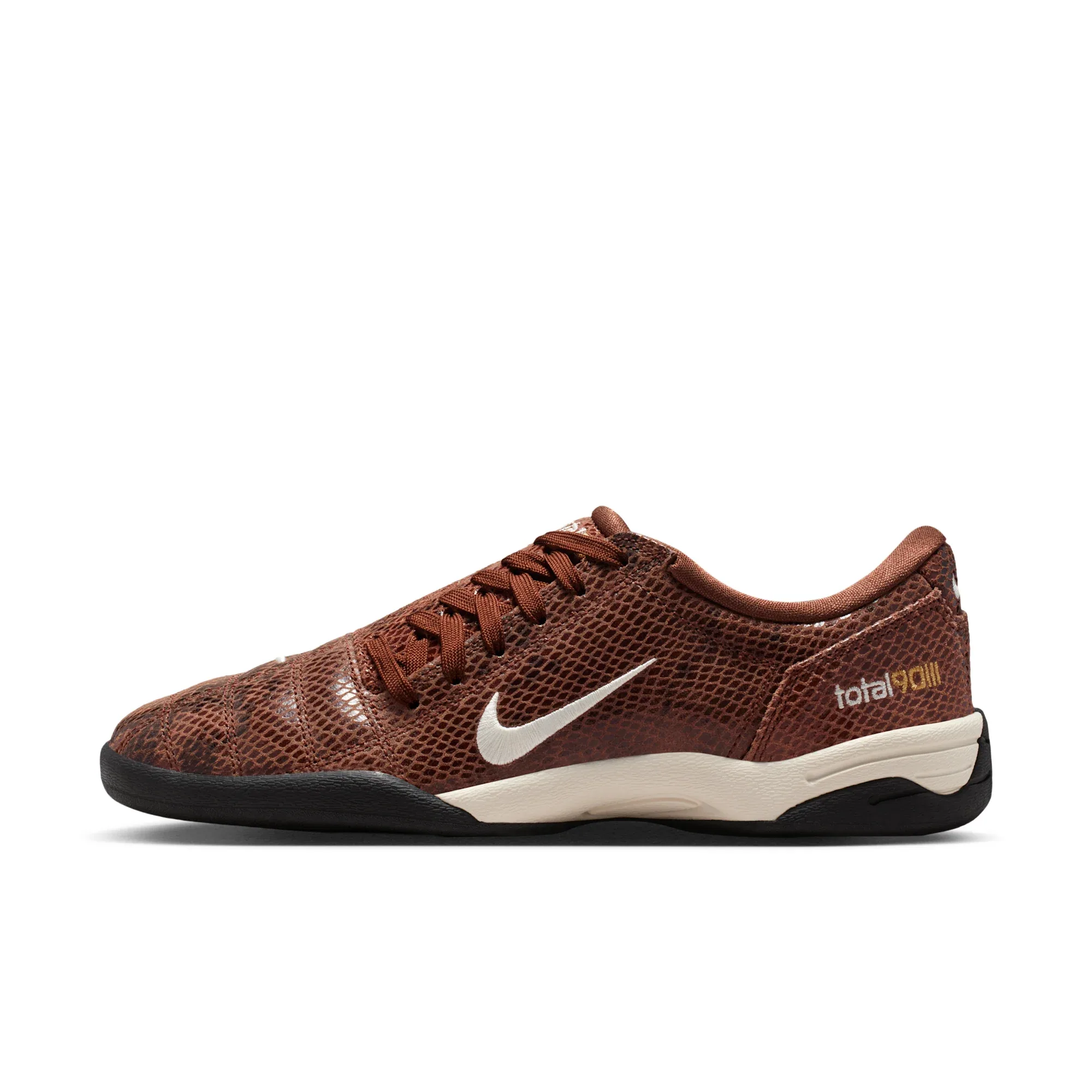 Nike Total 90 SE