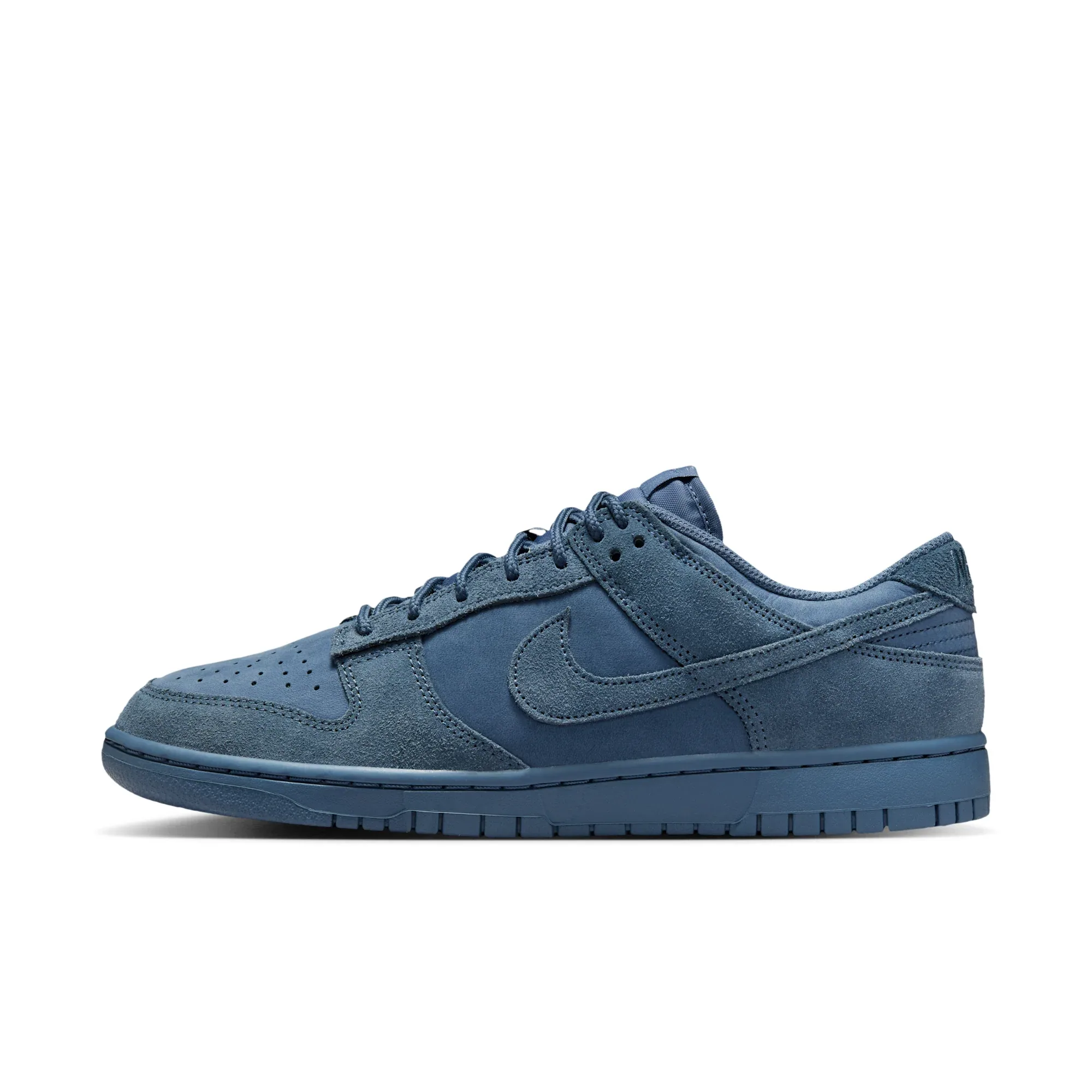 Nike Dunk Low Retro SE