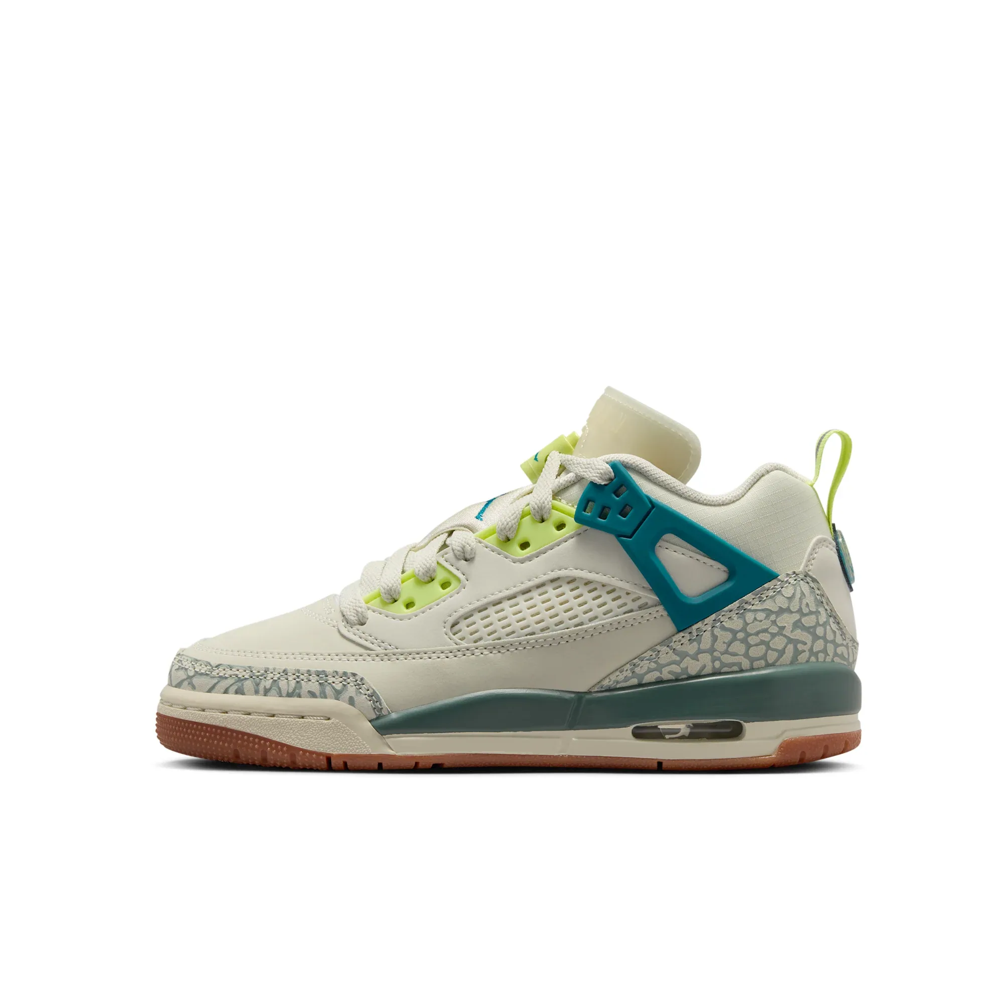 Jordan Spizike Low