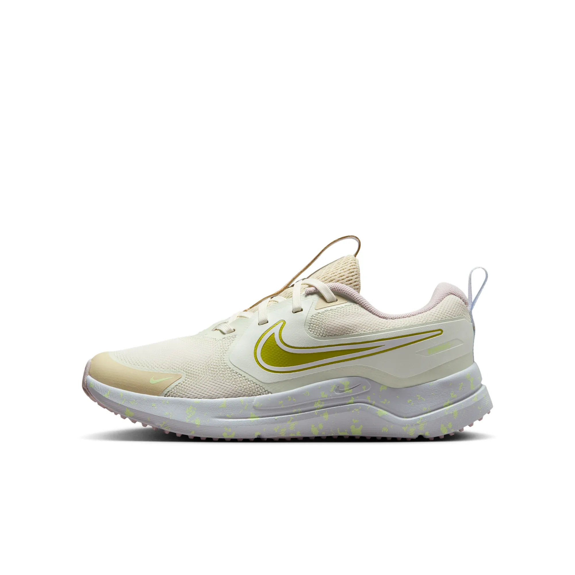 Nike Cosmic Runner